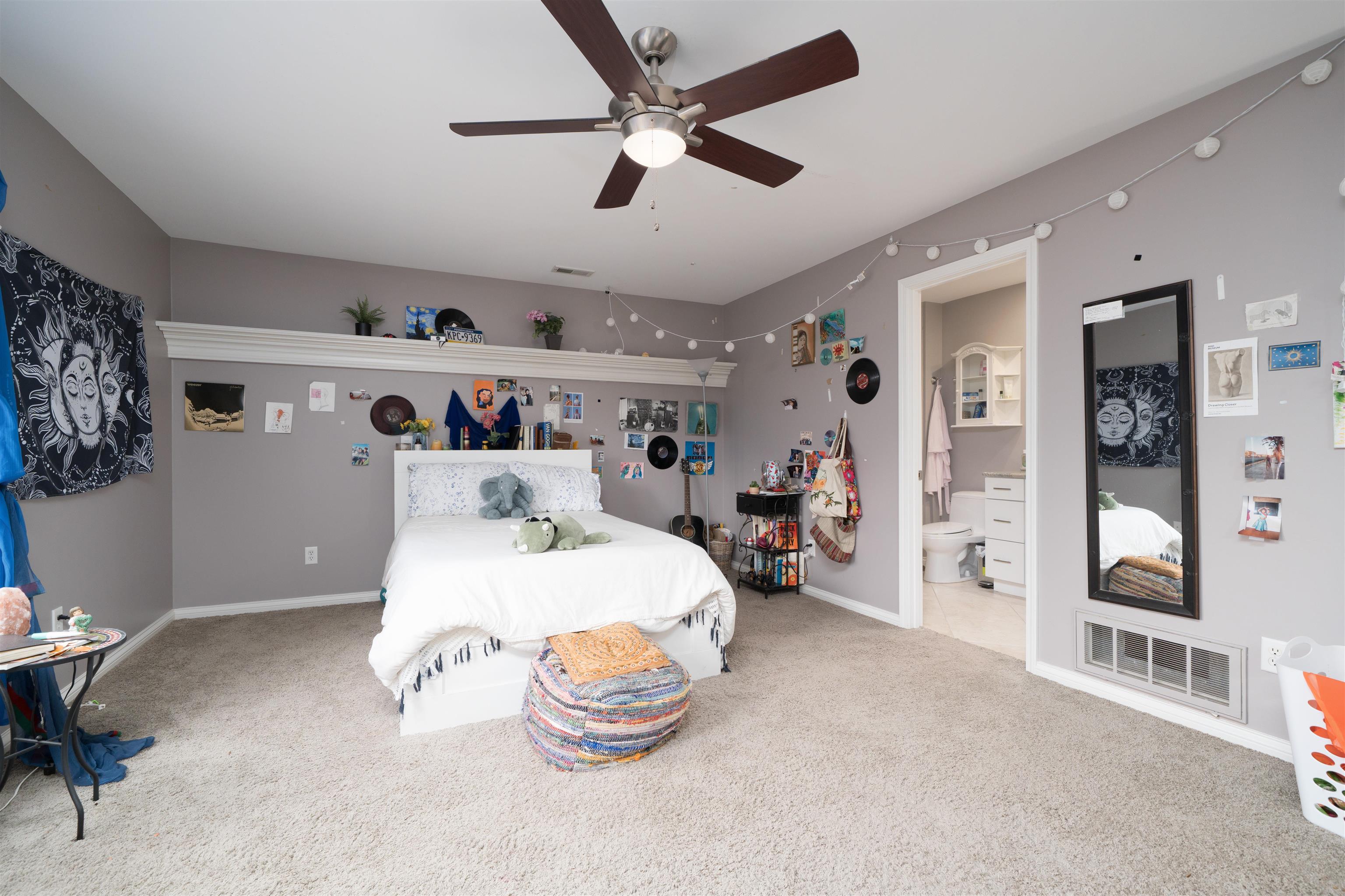 11 Hilltop Drive, Owensboro, Kentucky 42303, 4 Bedrooms Bedrooms, ,3 BathroomsBathrooms,Single Family Residence,For Sale,Hilltop Drive,93881