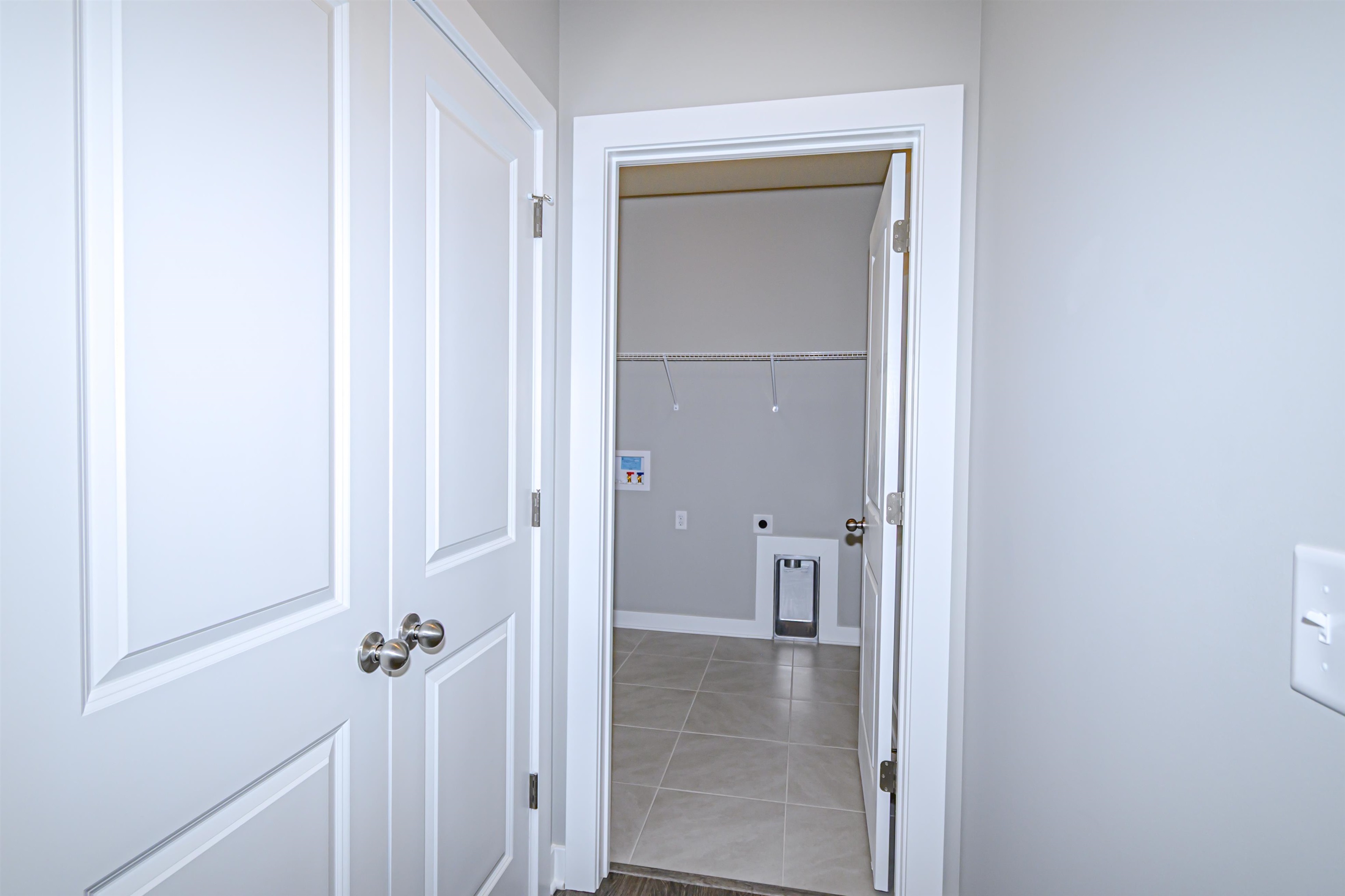 975 Onyx Lane, Owensboro, Kentucky 42301, 3 Bedrooms Bedrooms, ,2 BathroomsBathrooms,Single Family Residence,For Sale,Onyx Lane,93904