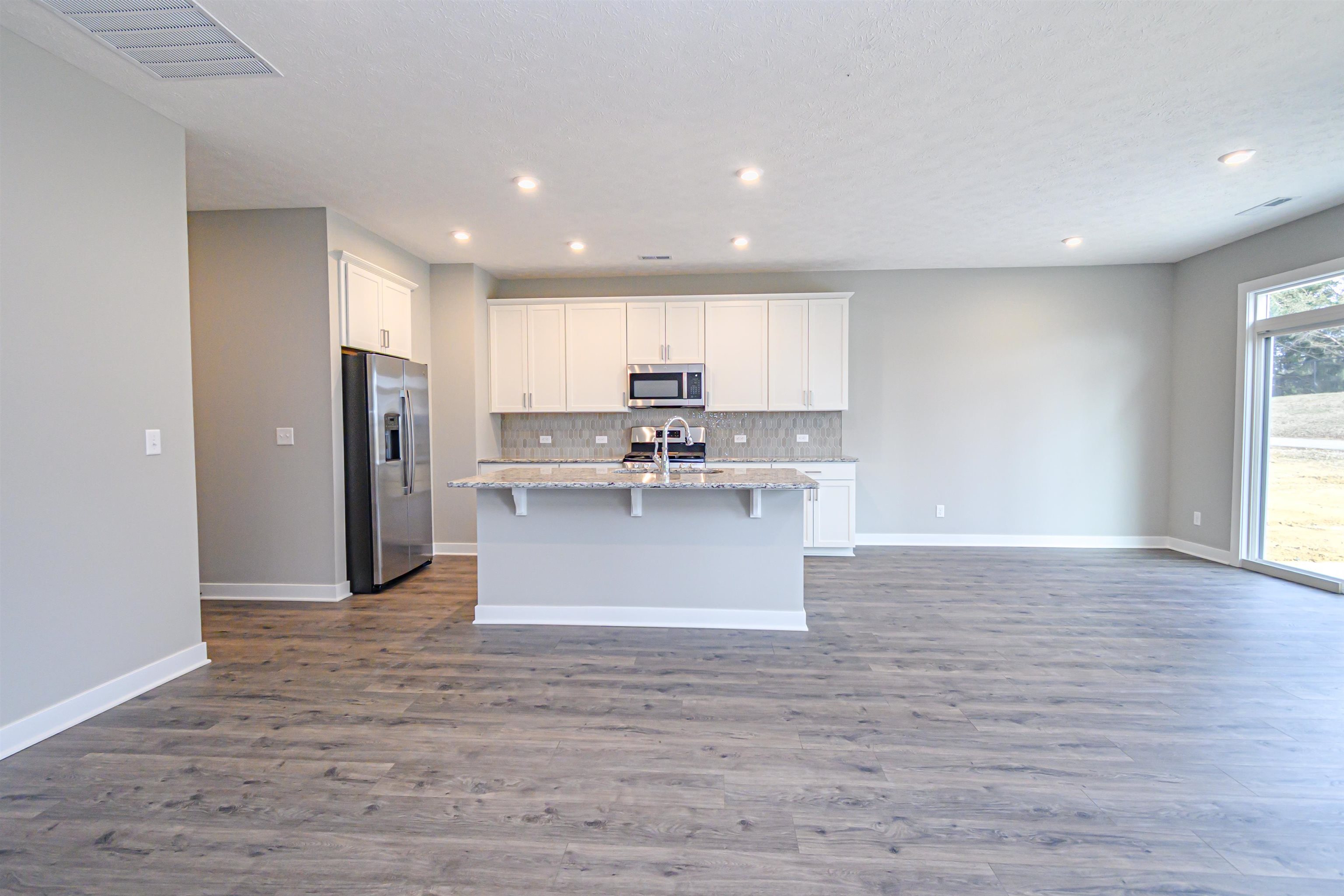 975 Onyx Lane, Owensboro, Kentucky 42301, 3 Bedrooms Bedrooms, ,2 BathroomsBathrooms,Single Family Residence,For Sale,Onyx Lane,93904