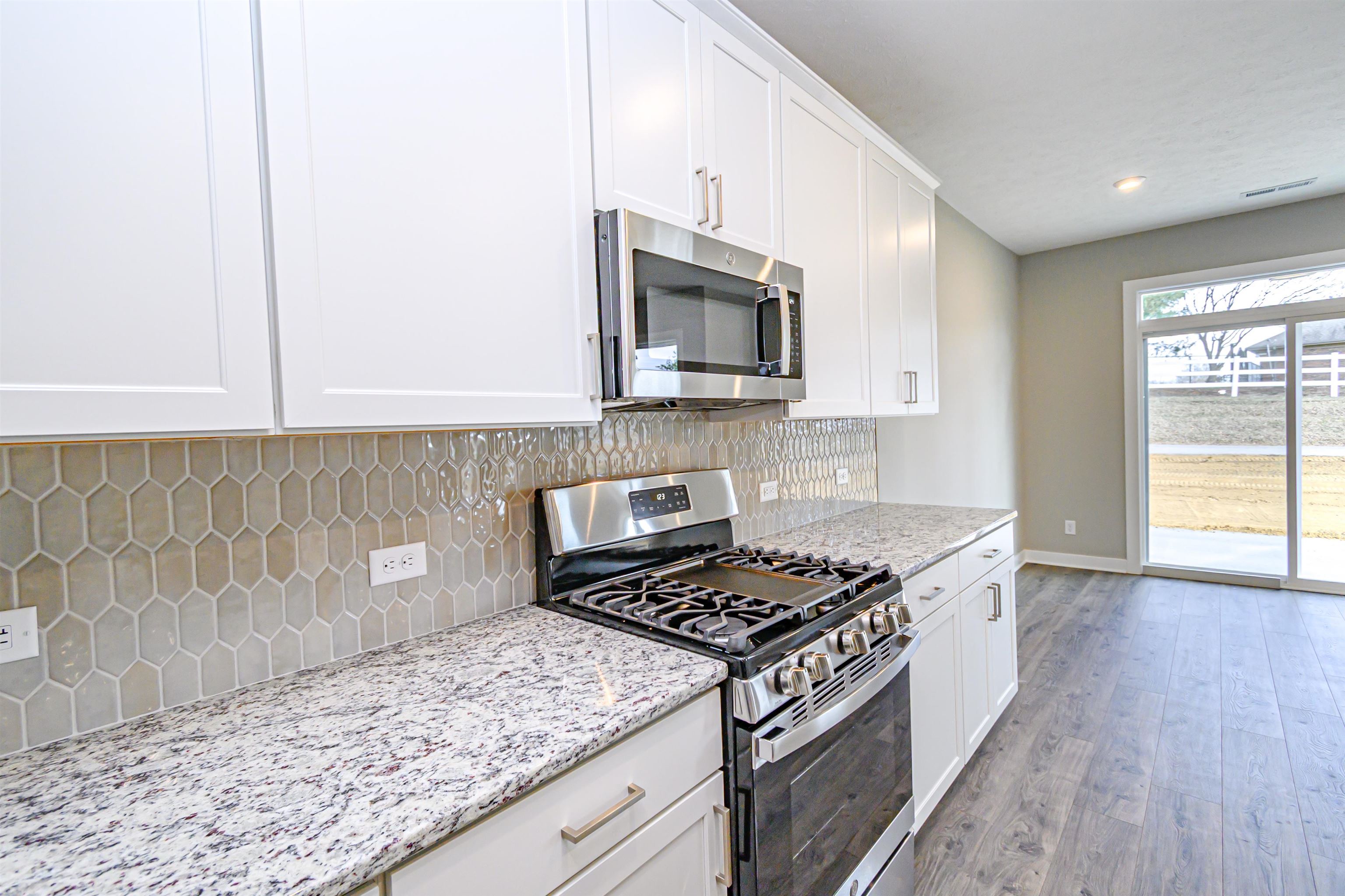 975 Onyx Lane, Owensboro, Kentucky 42301, 3 Bedrooms Bedrooms, ,2 BathroomsBathrooms,Single Family Residence,For Sale,Onyx Lane,93904