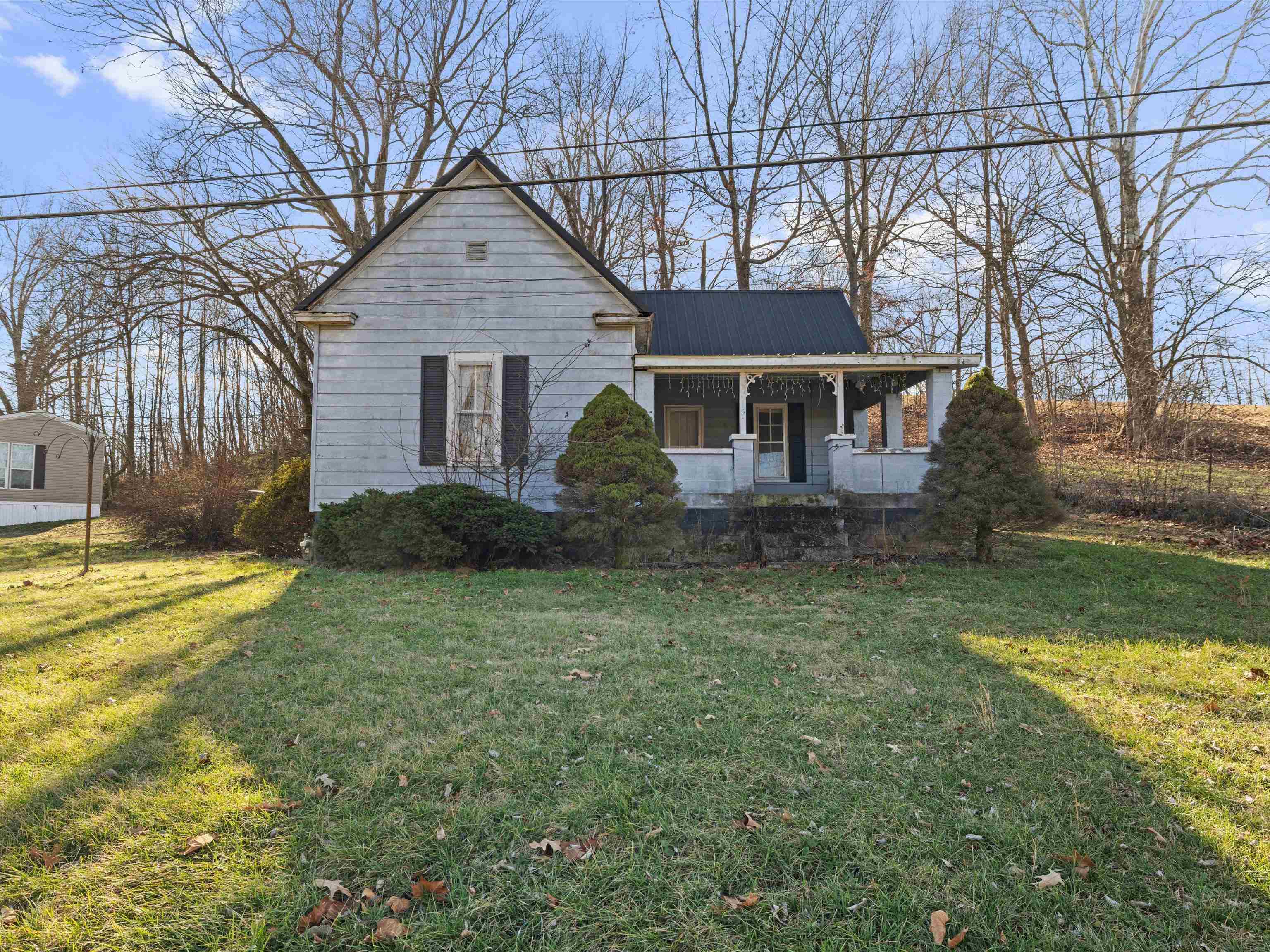 4915 State RT 54, Reynolds Station, Kentucky 42368, 2 Bedrooms Bedrooms, ,1 BathroomBathrooms,Manufactured Home,For Sale,State RT 54,93905