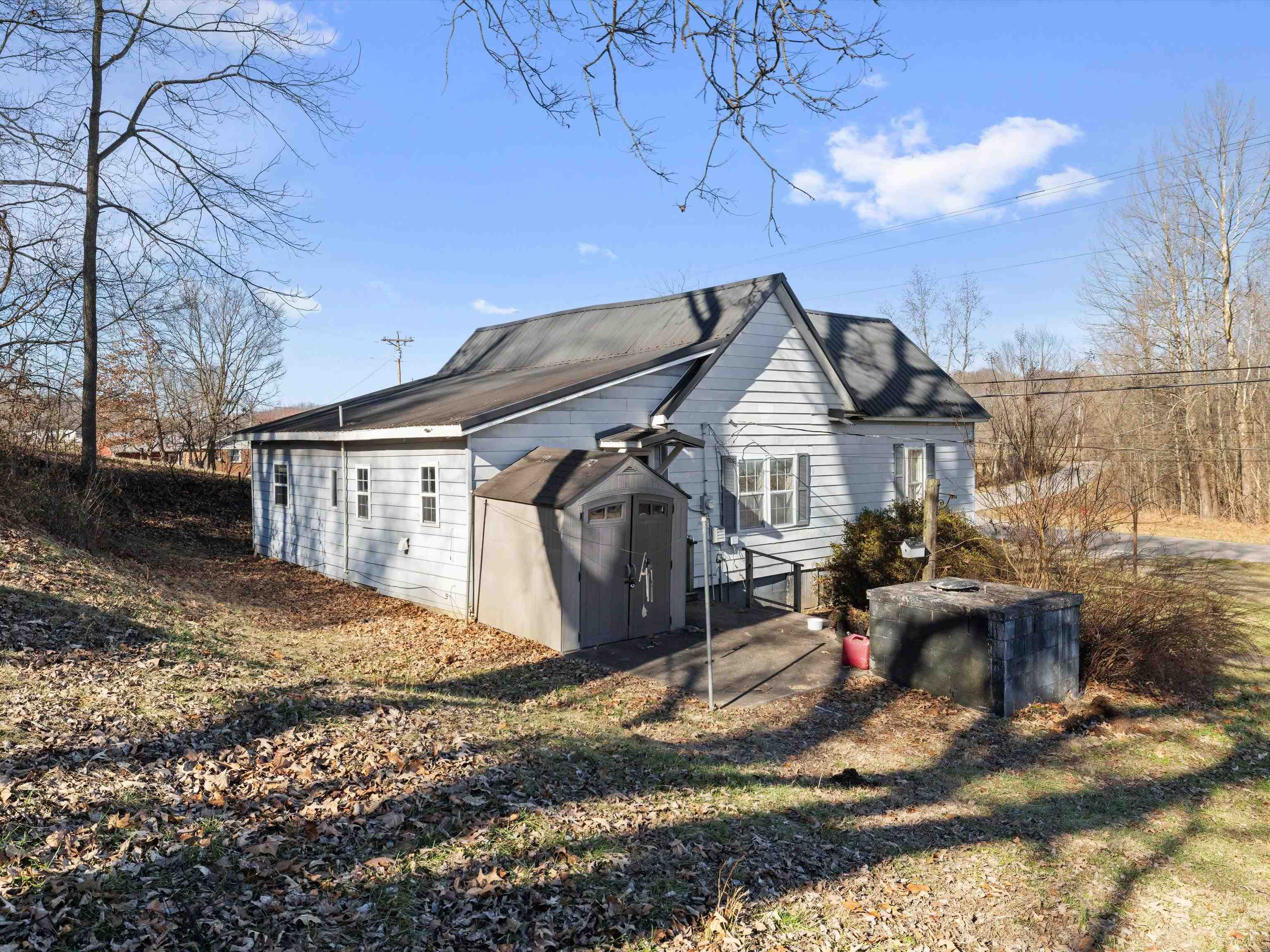 4915 State RT 54, Reynolds Station, Kentucky 42368, 2 Bedrooms Bedrooms, ,1 BathroomBathrooms,Manufactured Home,For Sale,State RT 54,93905