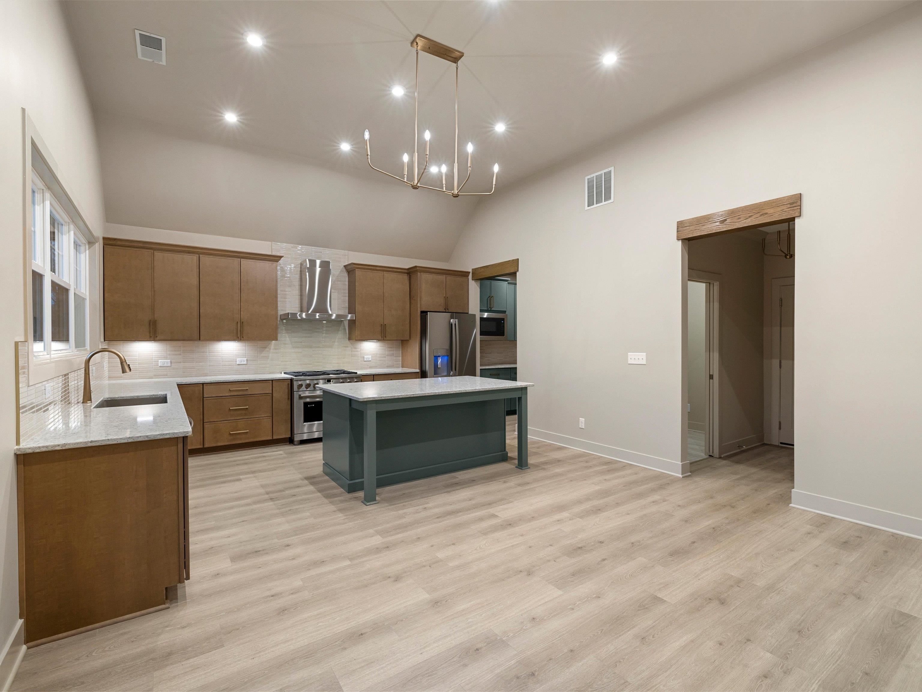 766 Alabaster Court, Owensboro, Kentucky 42301, 4 Bedrooms Bedrooms, ,2 BathroomsBathrooms,Single Family Residence,For Sale,Alabaster Court,93906