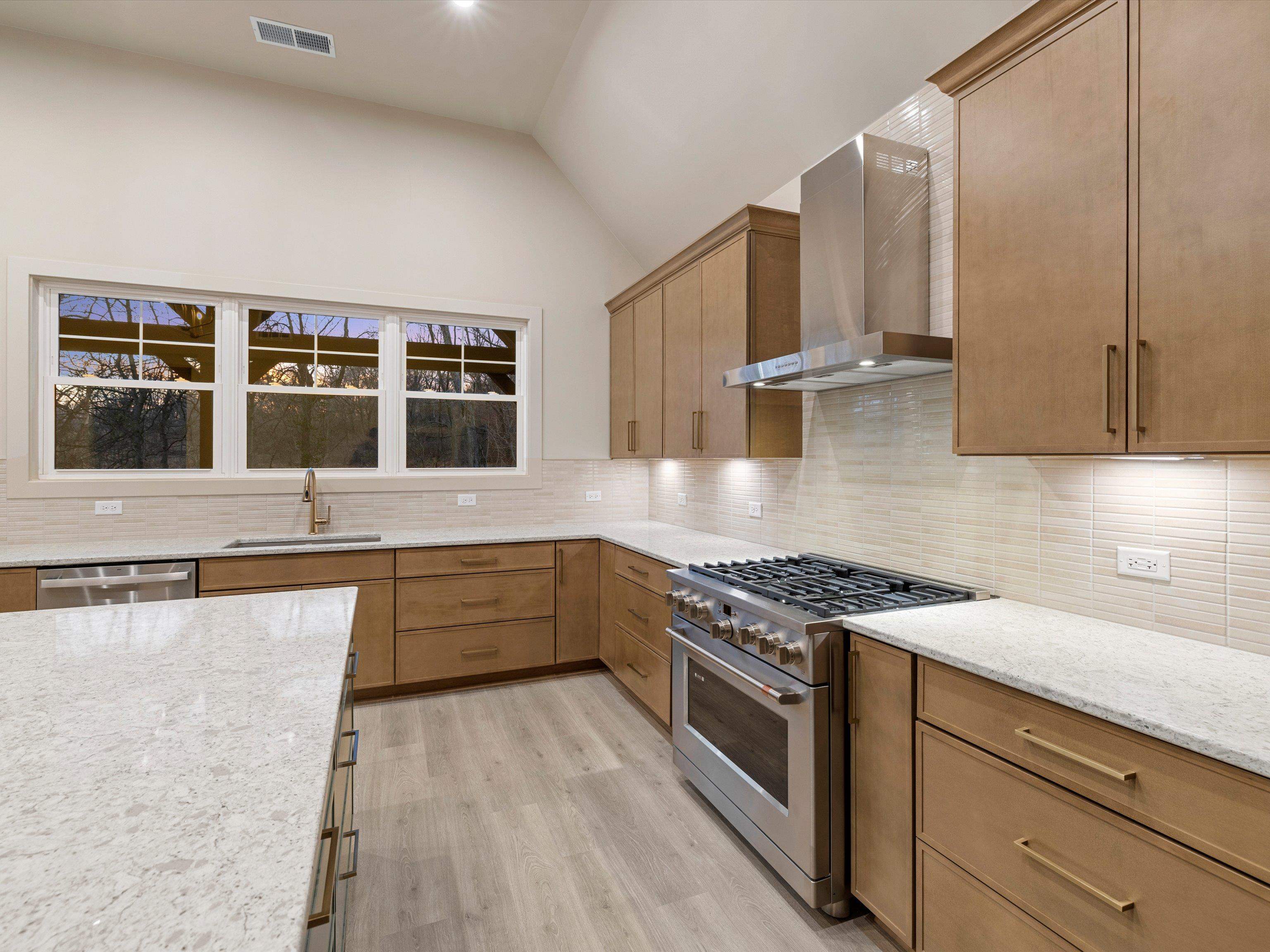 766 Alabaster Court, Owensboro, Kentucky 42301, 4 Bedrooms Bedrooms, ,2 BathroomsBathrooms,Single Family Residence,For Sale,Alabaster Court,93906