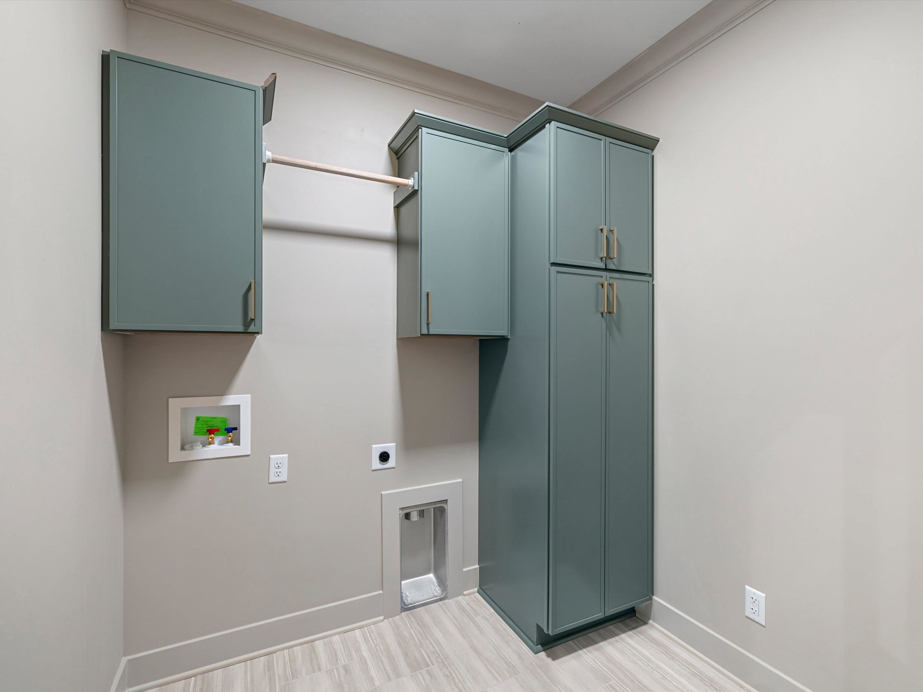 766 Alabaster Court, Owensboro, Kentucky 42301, 4 Bedrooms Bedrooms, ,2 BathroomsBathrooms,Single Family Residence,For Sale,Alabaster Court,93906