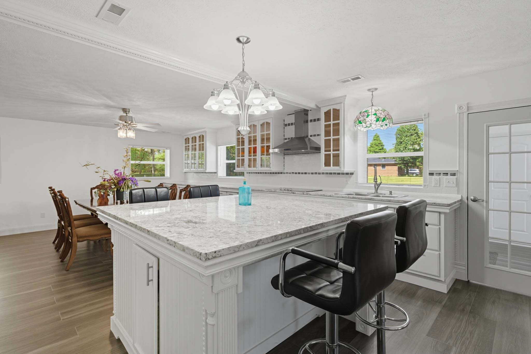 301 Legion Blvd., Owensboro, Kentucky 42303, 3 Bedrooms Bedrooms, ,2 BathroomsBathrooms,Single Family Residence,For Sale,Legion Blvd.,93911