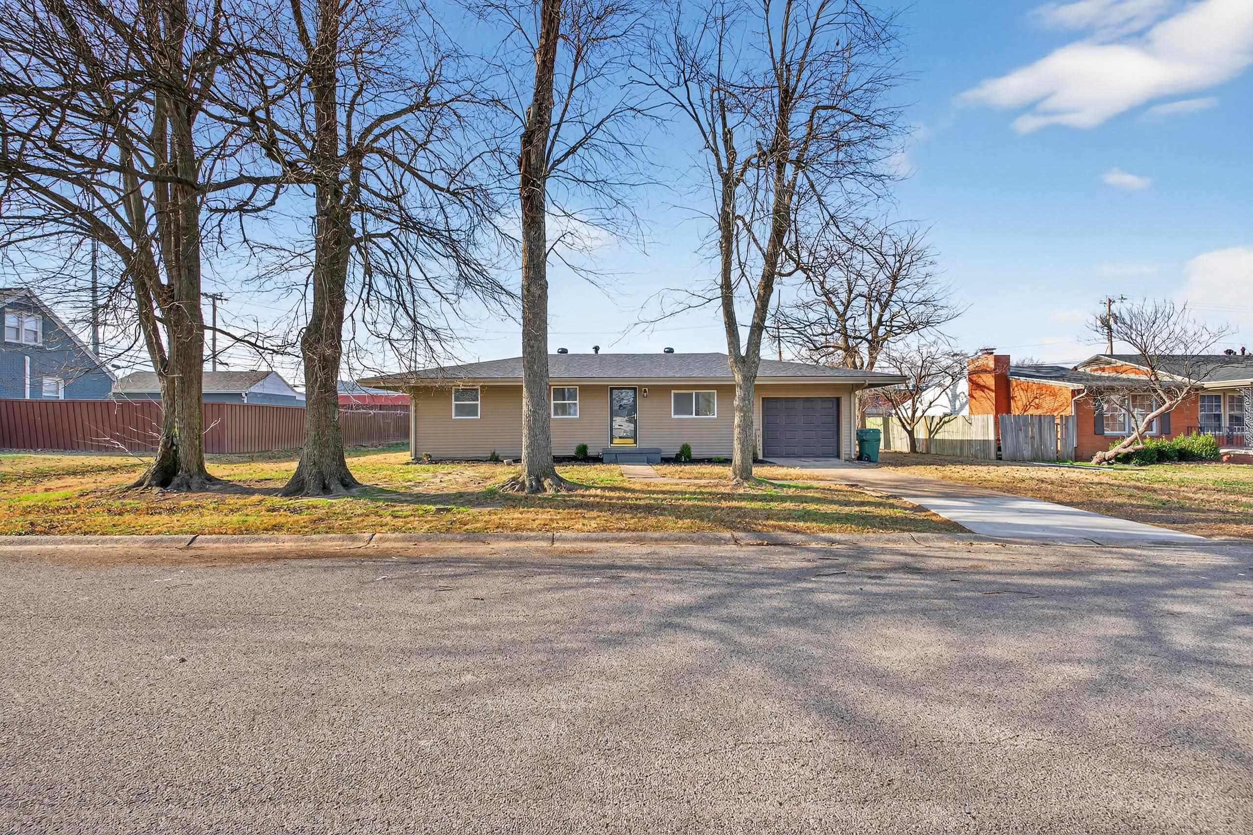 3626 Placid Pl W, Owensboro, Kentucky 42303, 3 Bedrooms Bedrooms, ,1 BathroomBathrooms,Single Family Residence,For Sale,Placid Pl W,93912