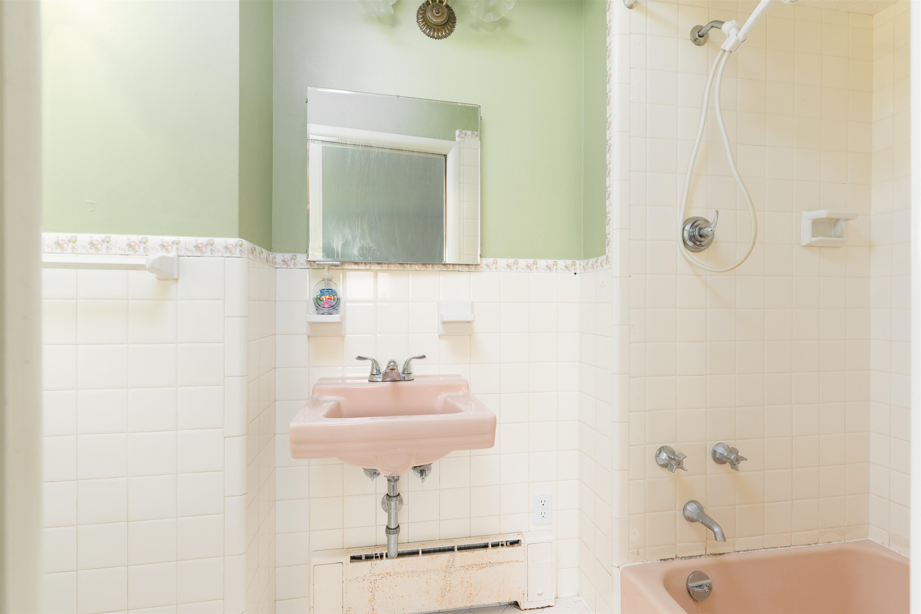 1664 Roosevelt Rd, Owensboro, Kentucky 42301, 4 Bedrooms Bedrooms, ,4 BathroomsBathrooms,Single Family Residence,For Sale,Roosevelt Rd,93913