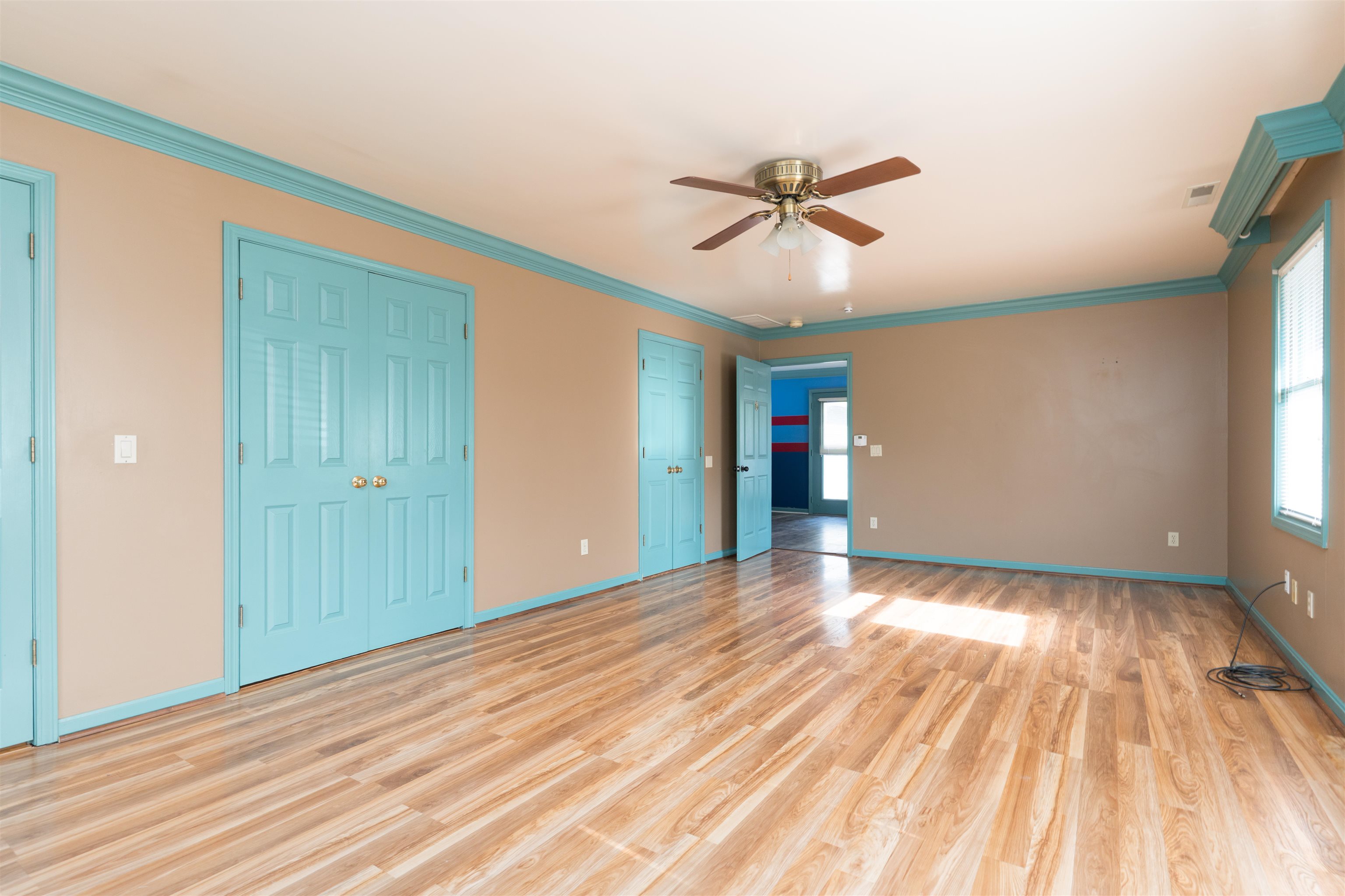 1664 Roosevelt Rd, Owensboro, Kentucky 42301, 4 Bedrooms Bedrooms, ,4 BathroomsBathrooms,Single Family Residence,For Sale,Roosevelt Rd,93913