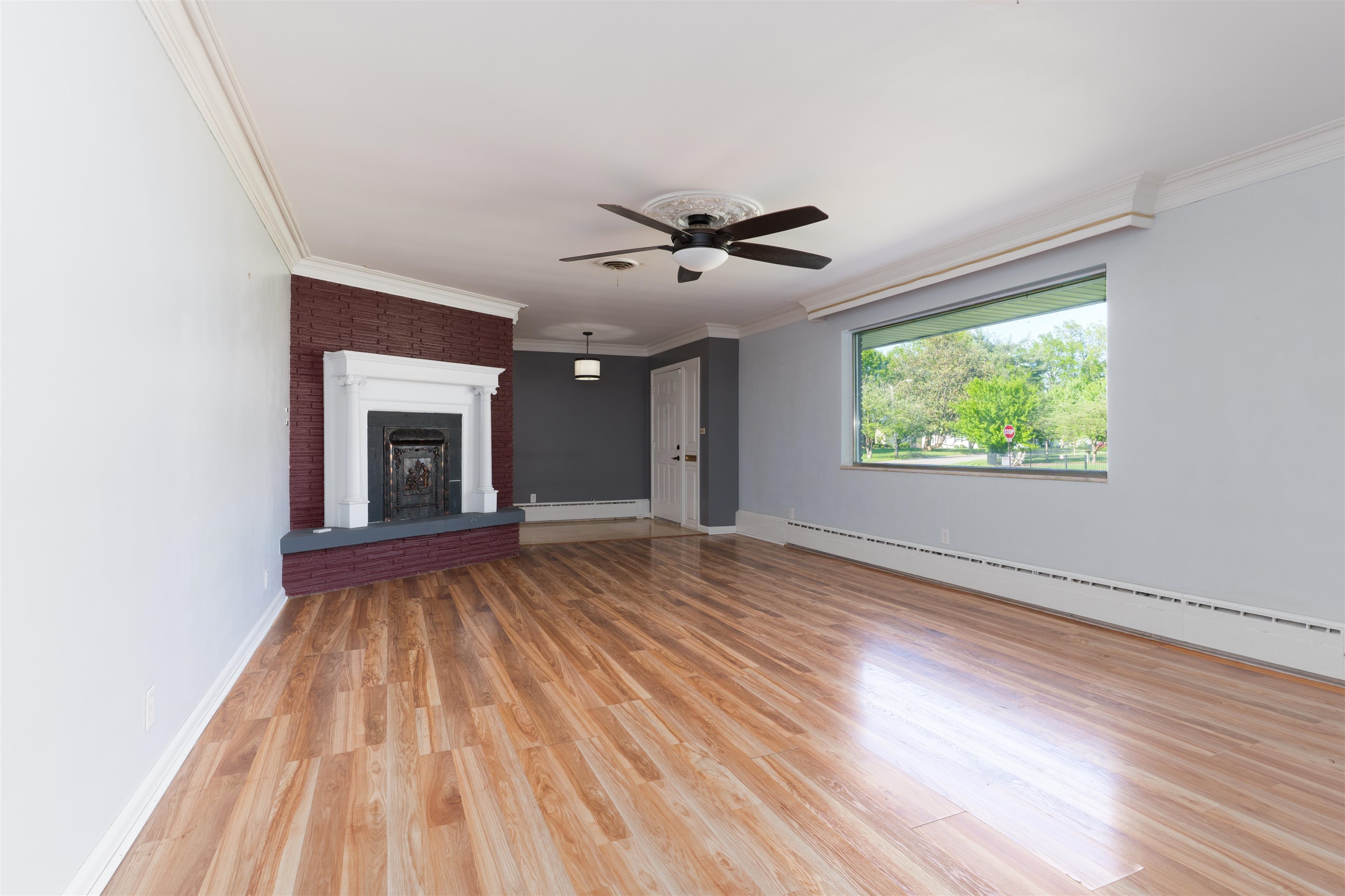 1664 Roosevelt Rd, Owensboro, Kentucky 42301, 4 Bedrooms Bedrooms, ,4 BathroomsBathrooms,Single Family Residence,For Sale,Roosevelt Rd,93913