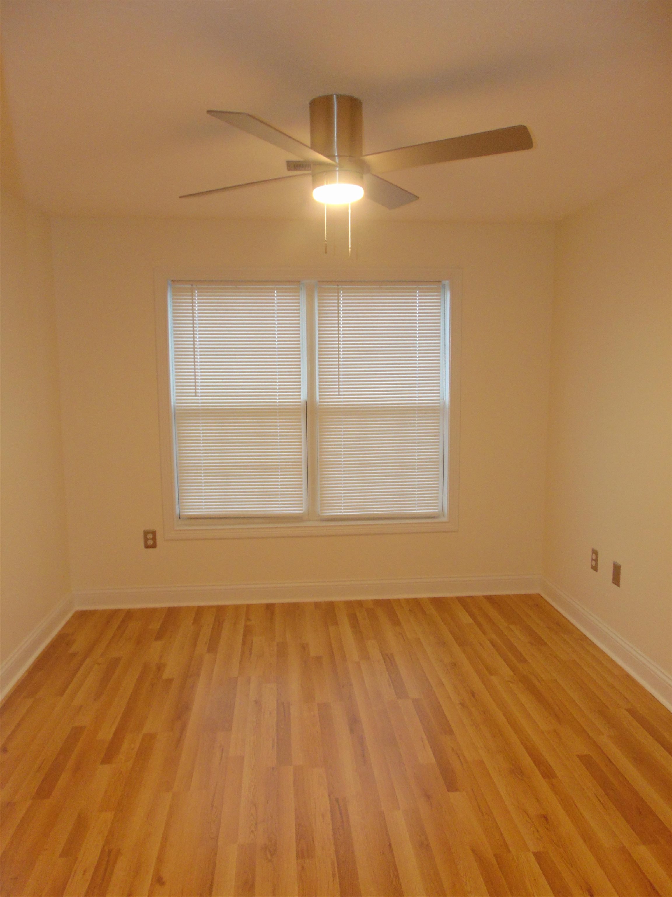 202 Sonoma Valley, Vine Grove, Kentucky 40175, 4 Bedrooms Bedrooms, ,3 BathroomsBathrooms,Single Family Residence,For Sale,Sonoma Valley,93914