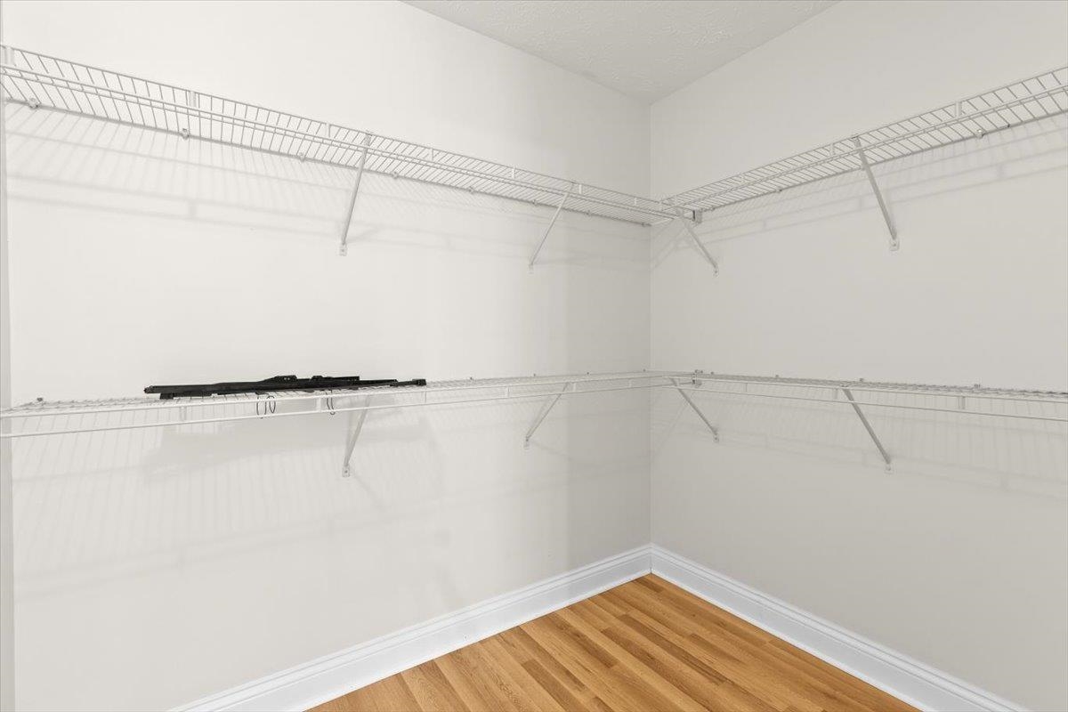 202 Sonoma Valley, Vine Grove, Kentucky 40175, 4 Bedrooms Bedrooms, ,3 BathroomsBathrooms,Single Family Residence,For Sale,Sonoma Valley,93914