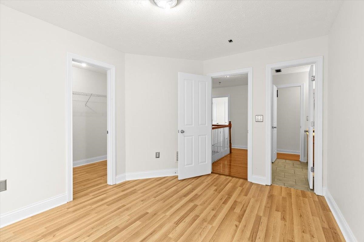 202 Sonoma Valley, Vine Grove, Kentucky 40175, 4 Bedrooms Bedrooms, ,3 BathroomsBathrooms,Single Family Residence,For Sale,Sonoma Valley,93914