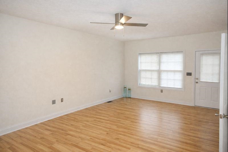 202 Sonoma Valley, Vine Grove, Kentucky 40175, 4 Bedrooms Bedrooms, ,3 BathroomsBathrooms,Single Family Residence,For Sale,Sonoma Valley,93914