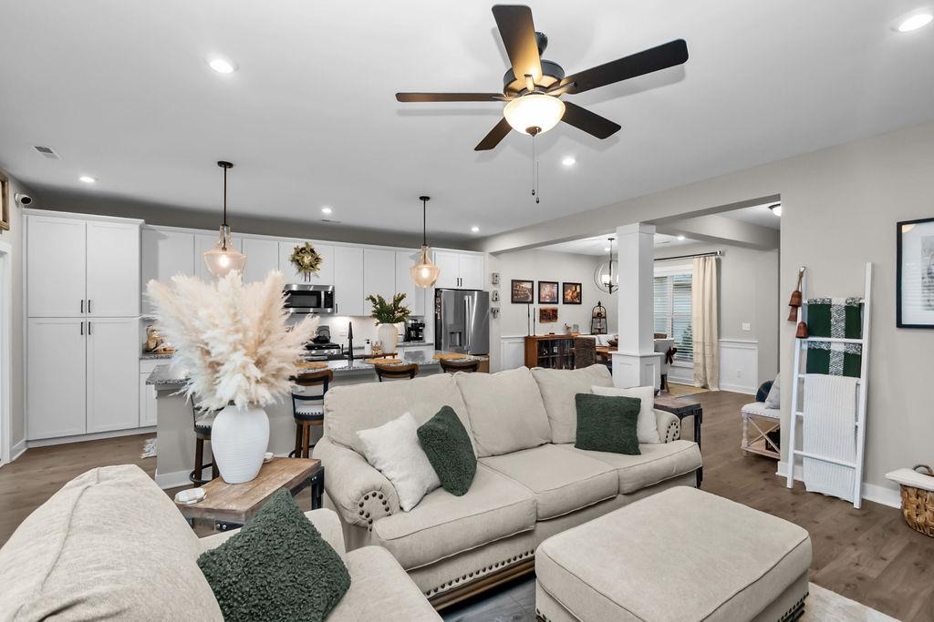 997 Onyx Court, Owensboro, Kentucky 42301, 4 Bedrooms Bedrooms, ,2 BathroomsBathrooms,Single Family Residence,For Sale,Onyx Court,93924