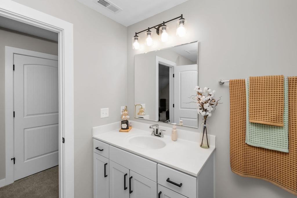 997 Onyx Court, Owensboro, Kentucky 42301, 4 Bedrooms Bedrooms, ,2 BathroomsBathrooms,Single Family Residence,For Sale,Onyx Court,93924