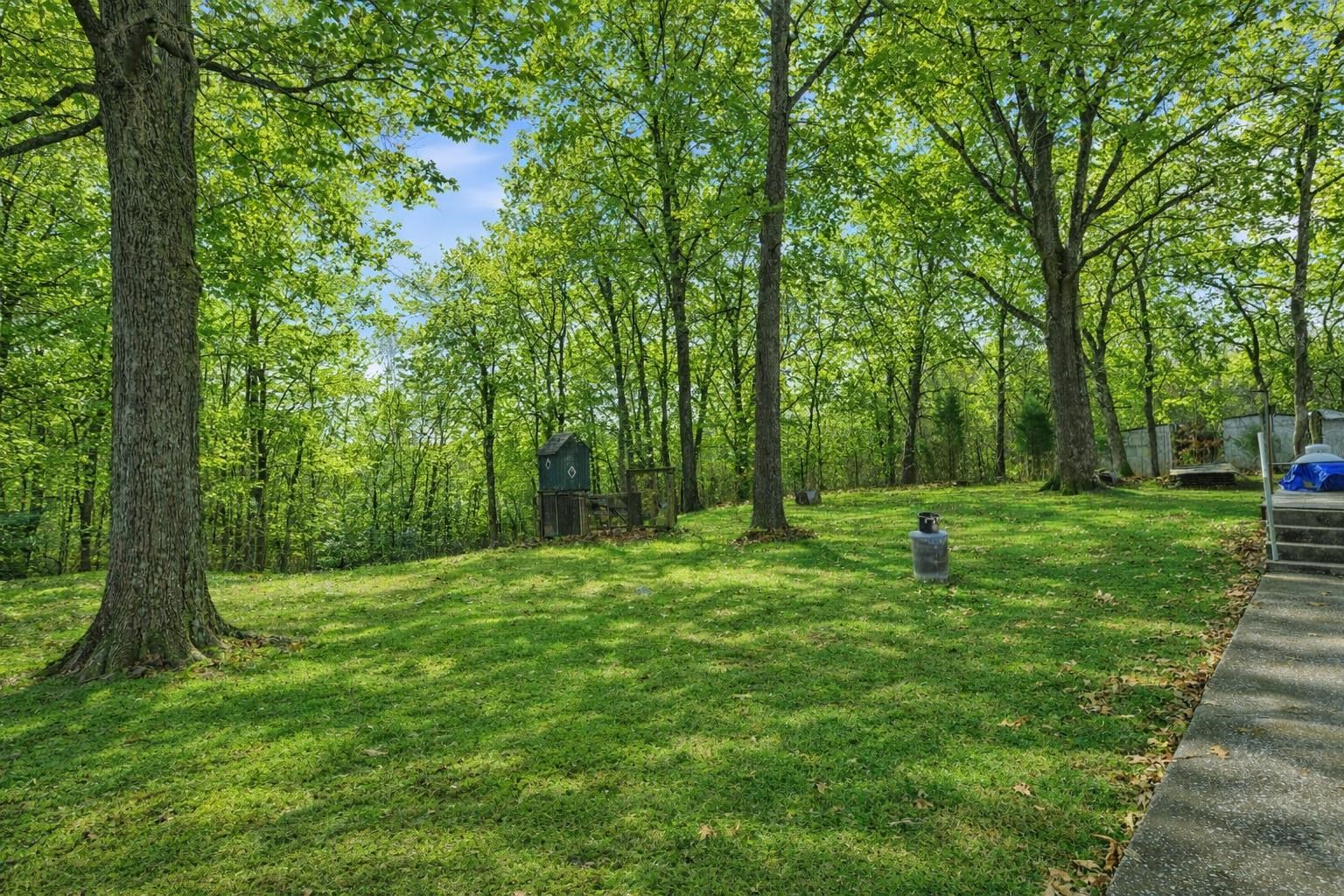 9848 Sunnydale Road (Ohio County), Fordsville, Kentucky 42343, 4 Bedrooms Bedrooms, ,2 BathroomsBathrooms,Single Family Residence,For Sale,Sunnydale Road (Ohio County),93926