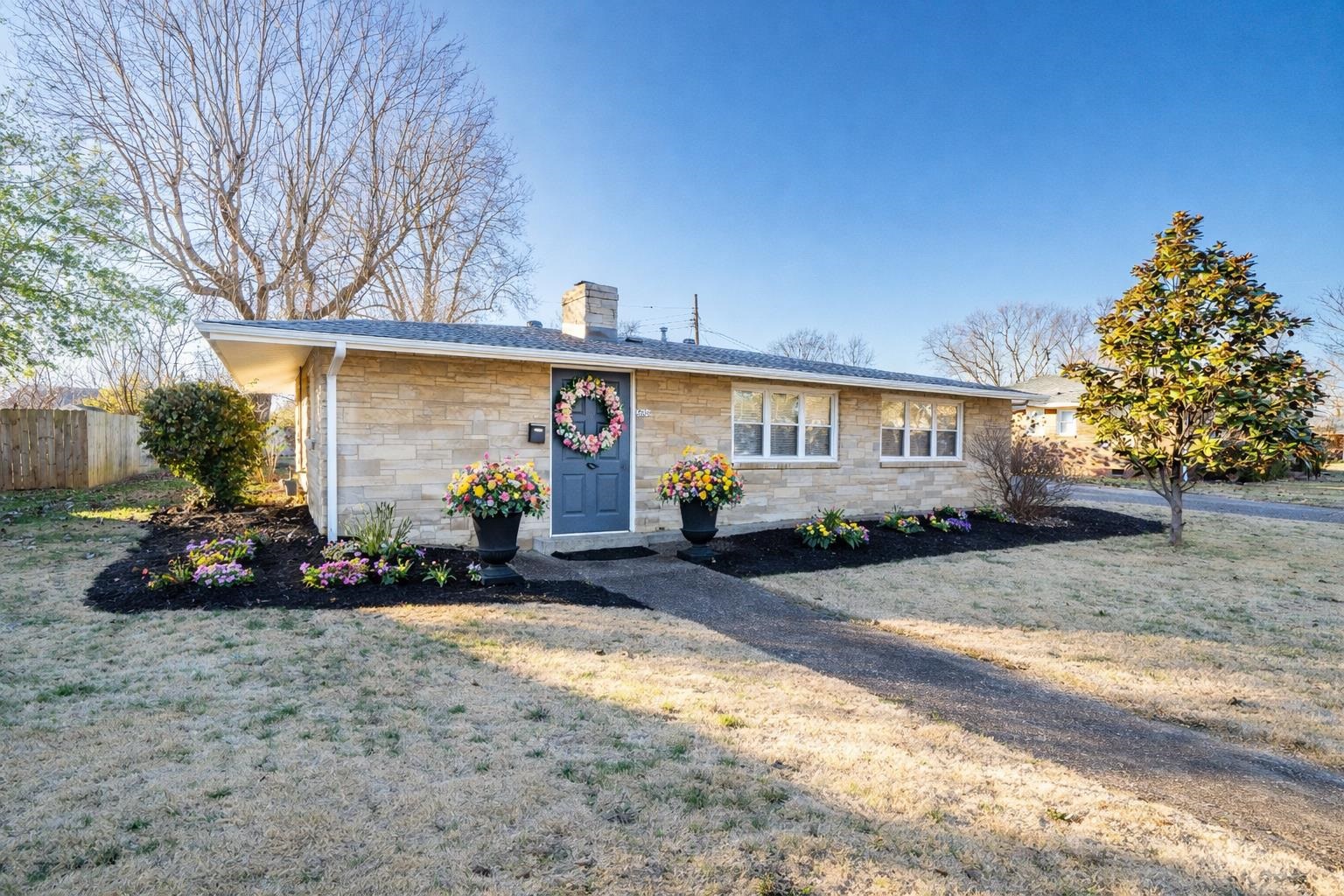 2504 Windsor Avenue, Owensboro, Kentucky 42301, 3 Bedrooms Bedrooms, ,2 BathroomsBathrooms,Single Family Residence,For Sale,Windsor Avenue,93927