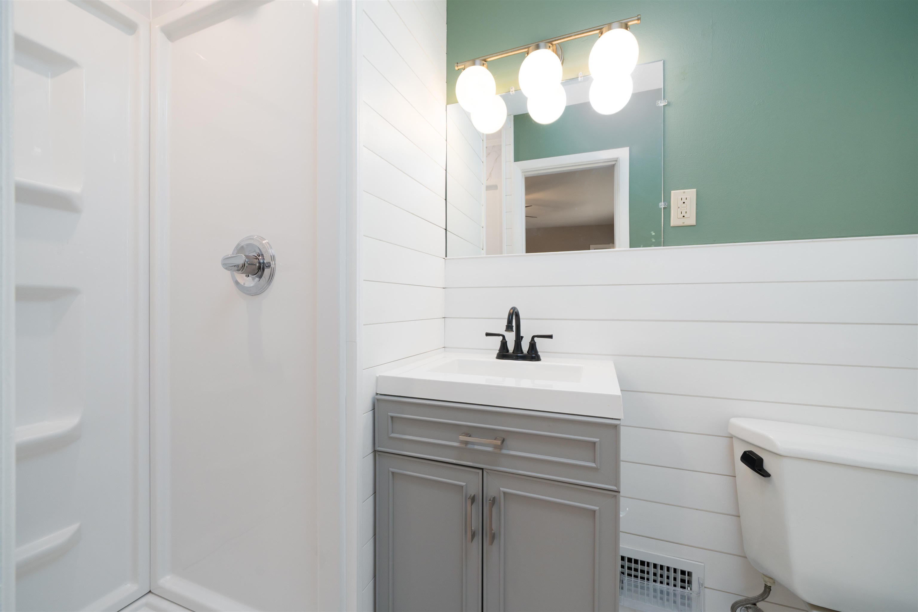 2504 Windsor Avenue, Owensboro, Kentucky 42301, 3 Bedrooms Bedrooms, ,2 BathroomsBathrooms,Single Family Residence,For Sale,Windsor Avenue,93927