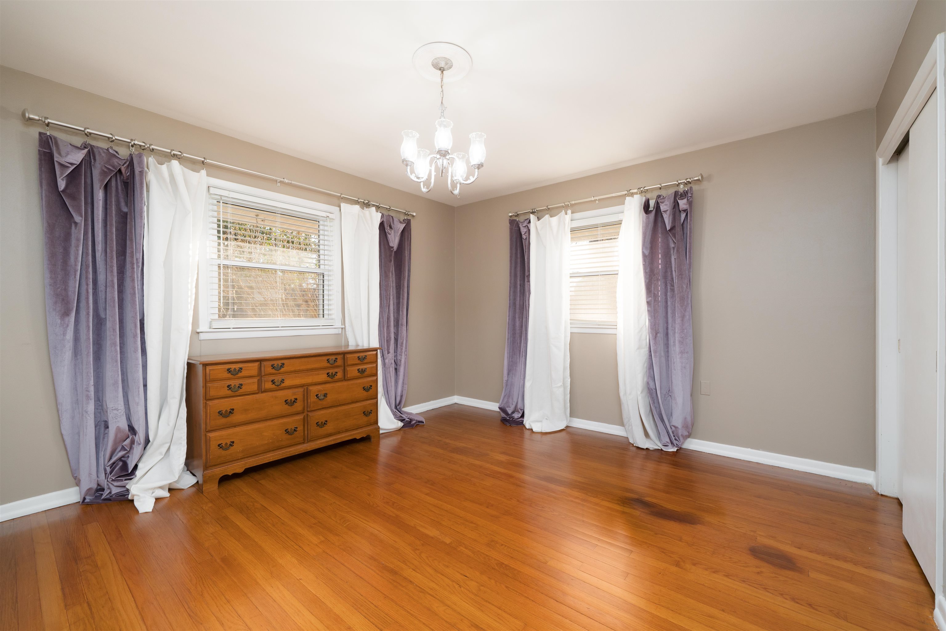 2504 Windsor Avenue, Owensboro, Kentucky 42301, 3 Bedrooms Bedrooms, ,2 BathroomsBathrooms,Single Family Residence,For Sale,Windsor Avenue,93927