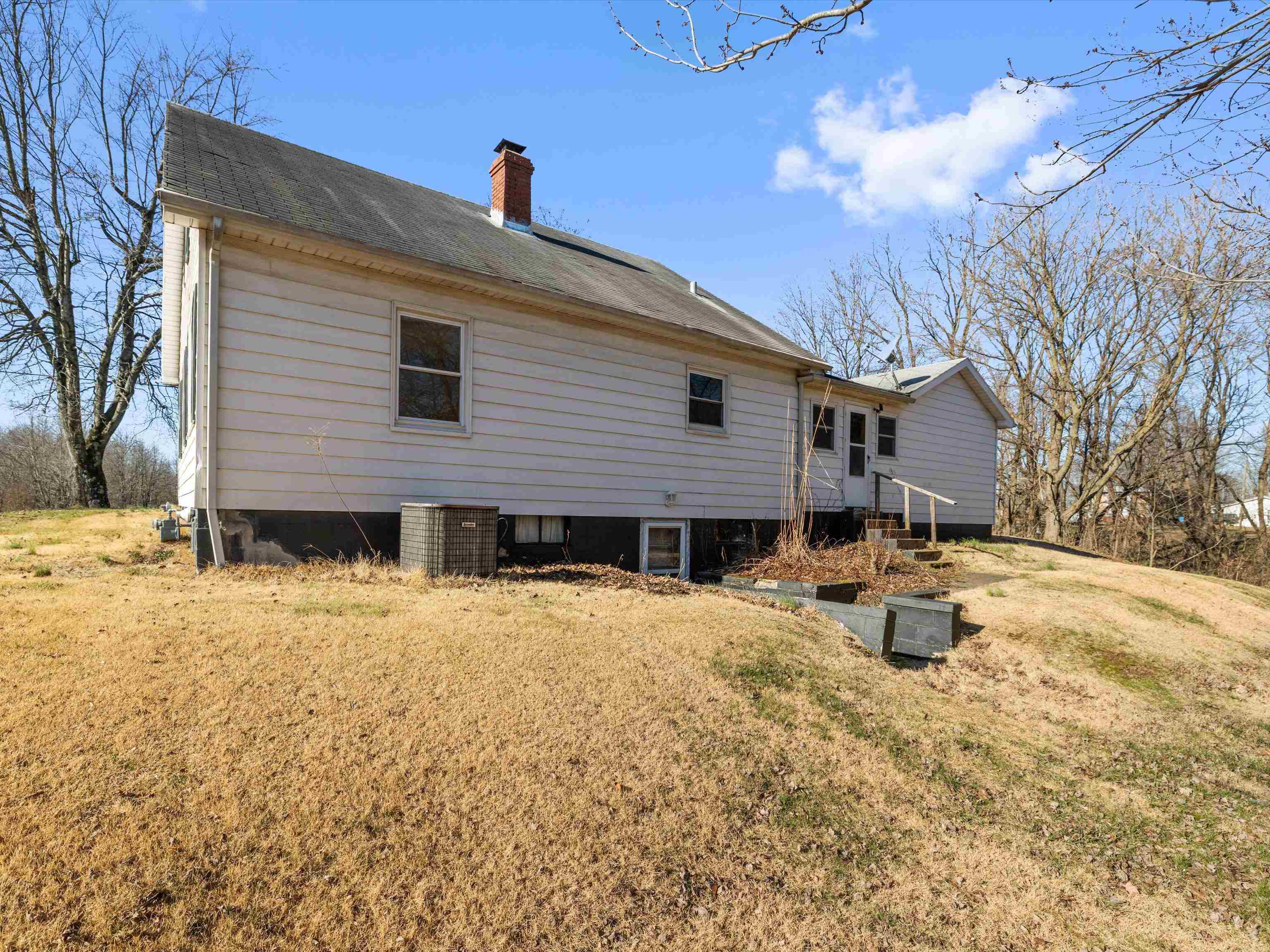 9645 HWY 144, Philpot, Kentucky 42366, 4 Bedrooms Bedrooms, ,1 BathroomBathrooms,Single Family Residence,For Sale,HWY 144,93930