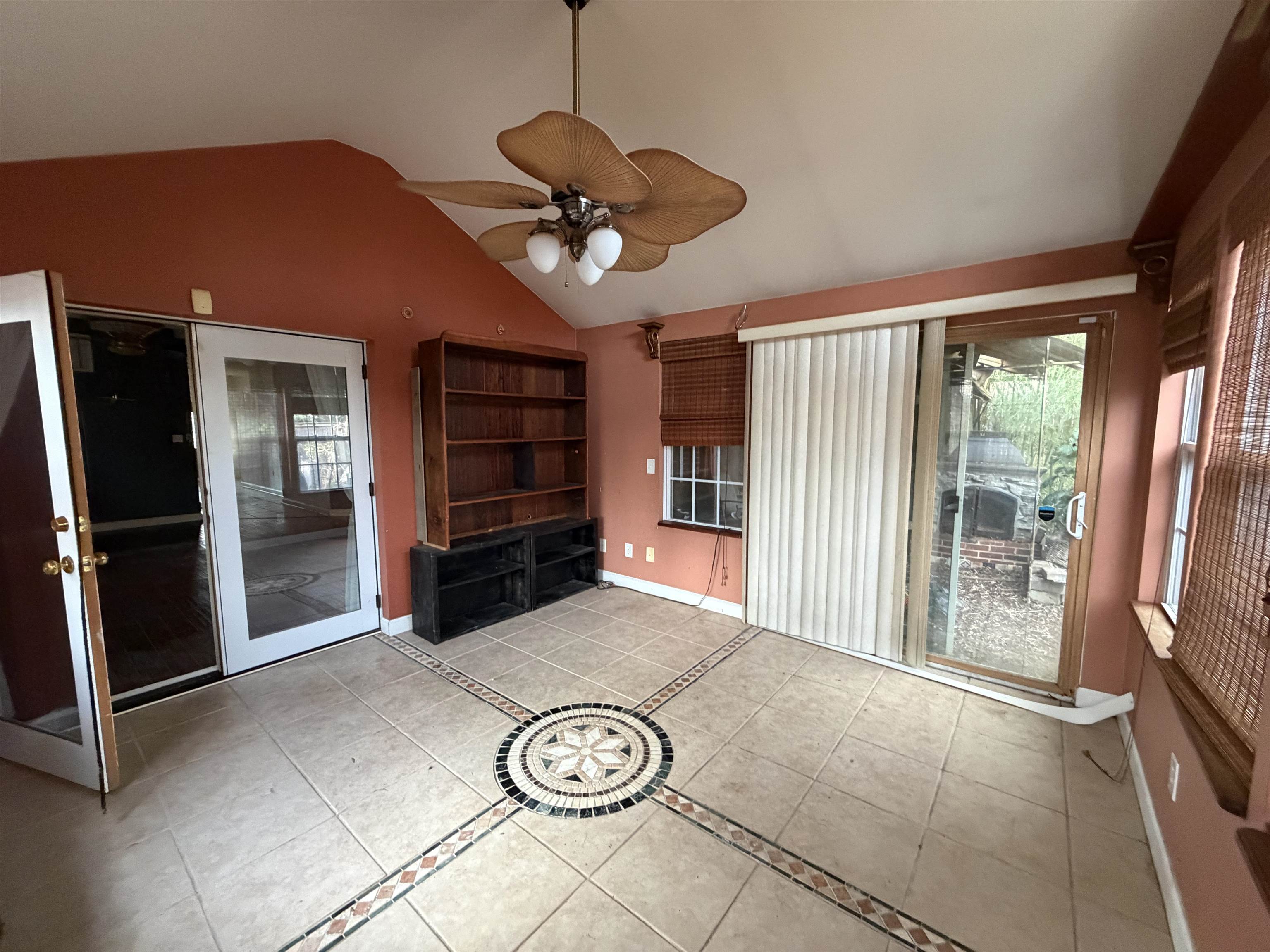 3136 Spring Run, Owensboro, Kentucky 42303, 3 Bedrooms Bedrooms, ,3 BathroomsBathrooms,Single Family Residence,For Sale,Spring Run,93931