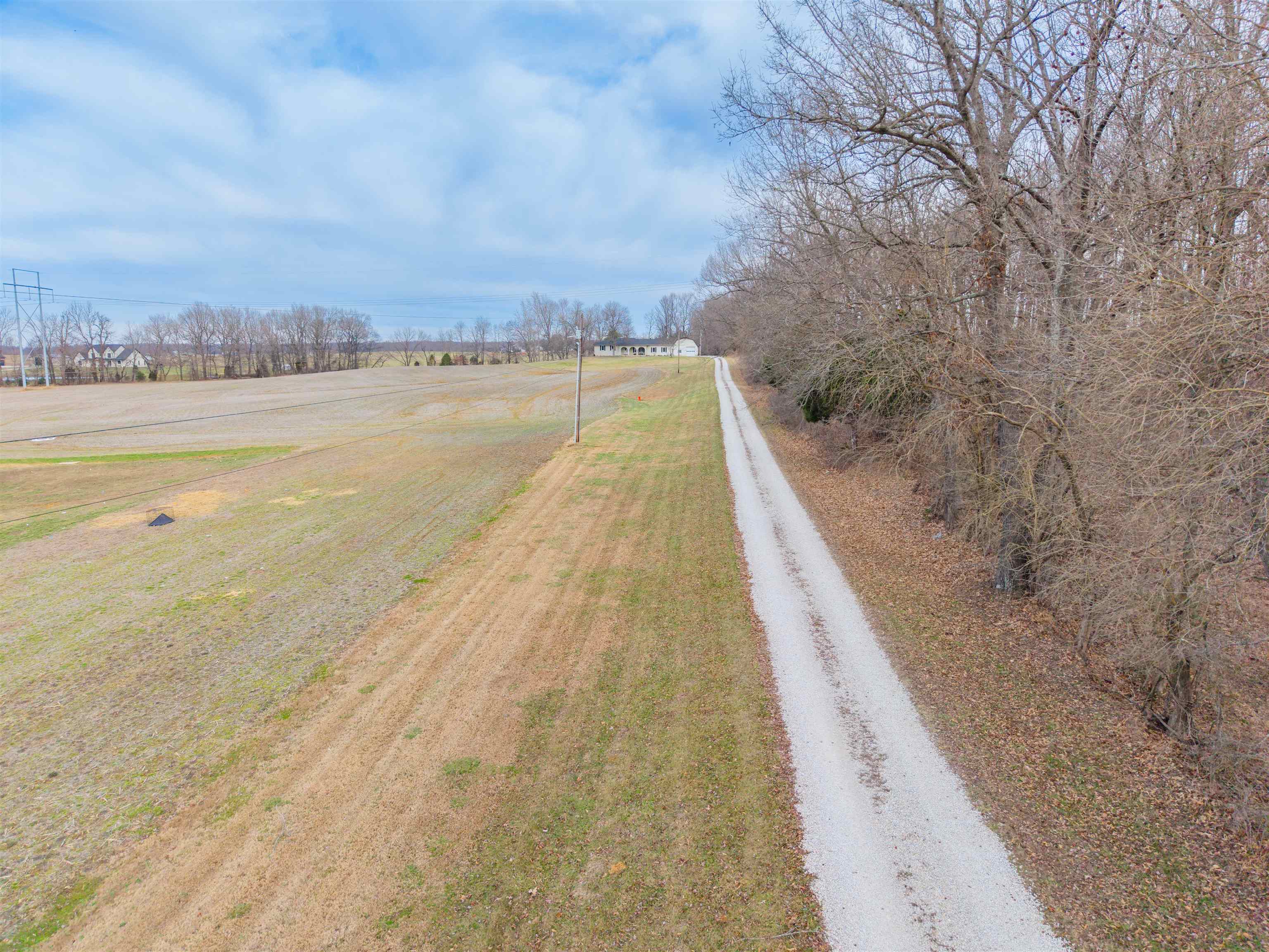 4131 South Hampton Rd, Philpot, Kentucky 42366, 4 Bedrooms Bedrooms, ,3 BathroomsBathrooms,Single Family Residence,For Sale,South Hampton Rd,93932