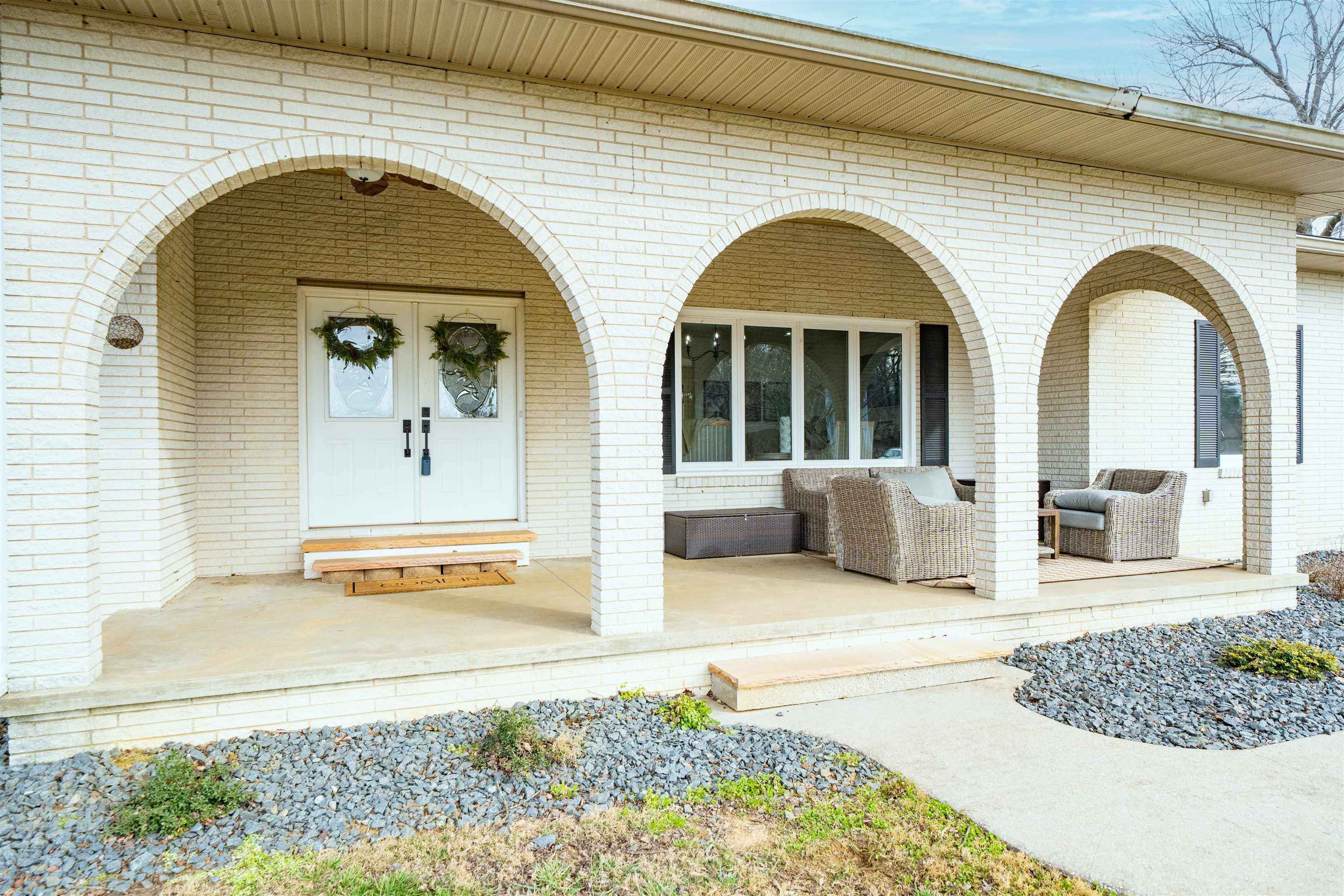 4131 South Hampton Rd, Philpot, Kentucky 42366, 4 Bedrooms Bedrooms, ,3 BathroomsBathrooms,Single Family Residence,For Sale,South Hampton Rd,93932