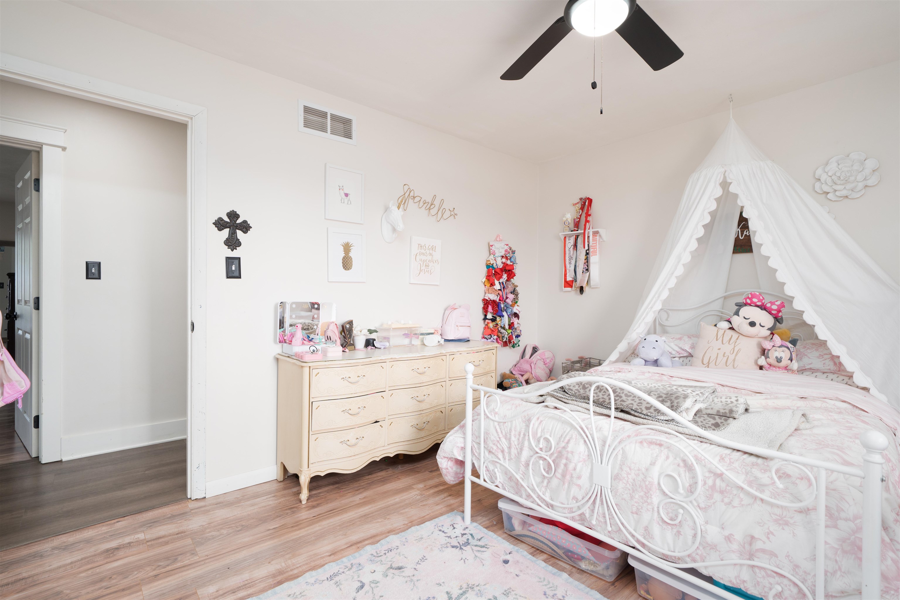 4131 South Hampton Rd, Philpot, Kentucky 42366, 4 Bedrooms Bedrooms, ,3 BathroomsBathrooms,Single Family Residence,For Sale,South Hampton Rd,93932