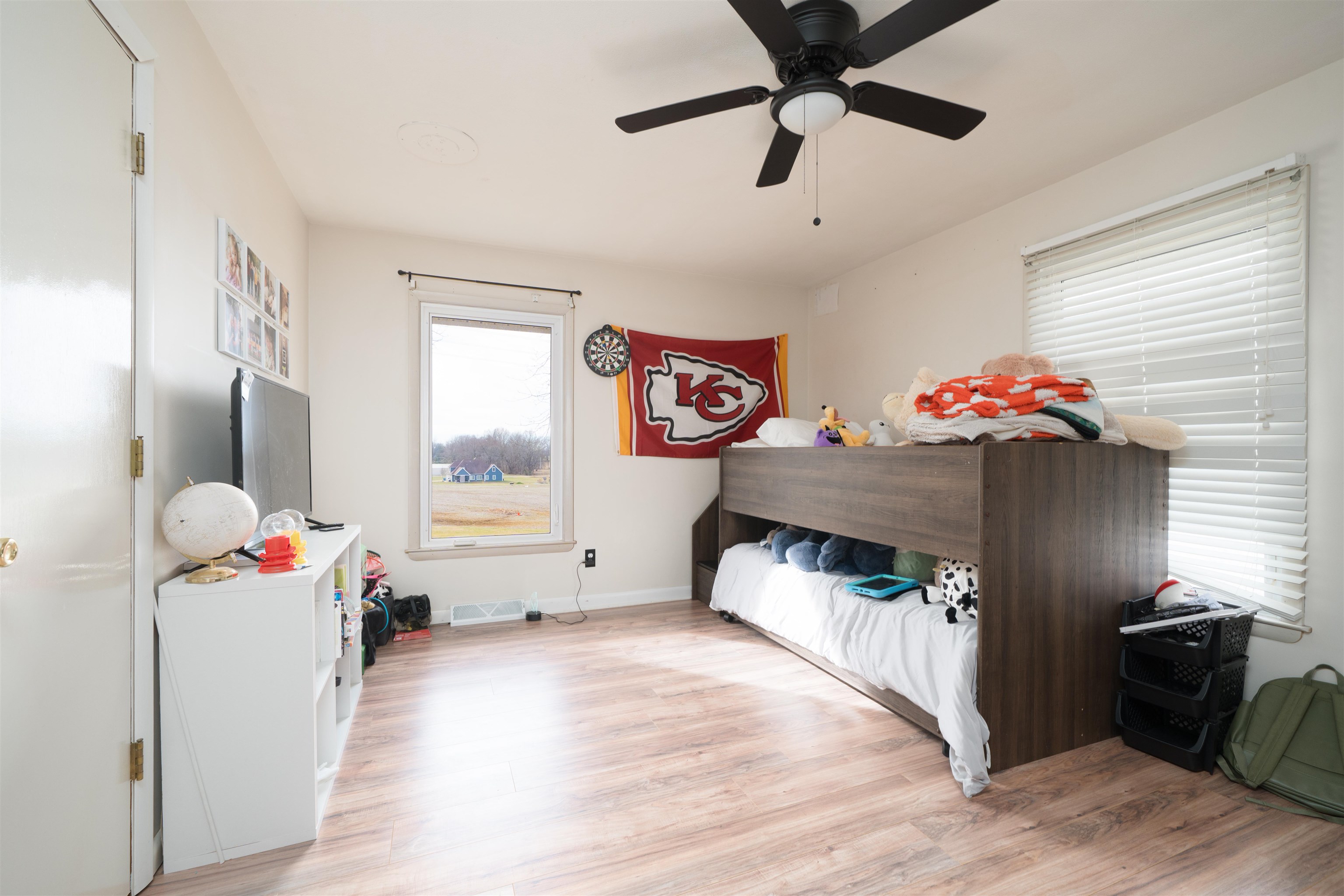 4131 South Hampton Rd, Philpot, Kentucky 42366, 4 Bedrooms Bedrooms, ,3 BathroomsBathrooms,Single Family Residence,For Sale,South Hampton Rd,93932