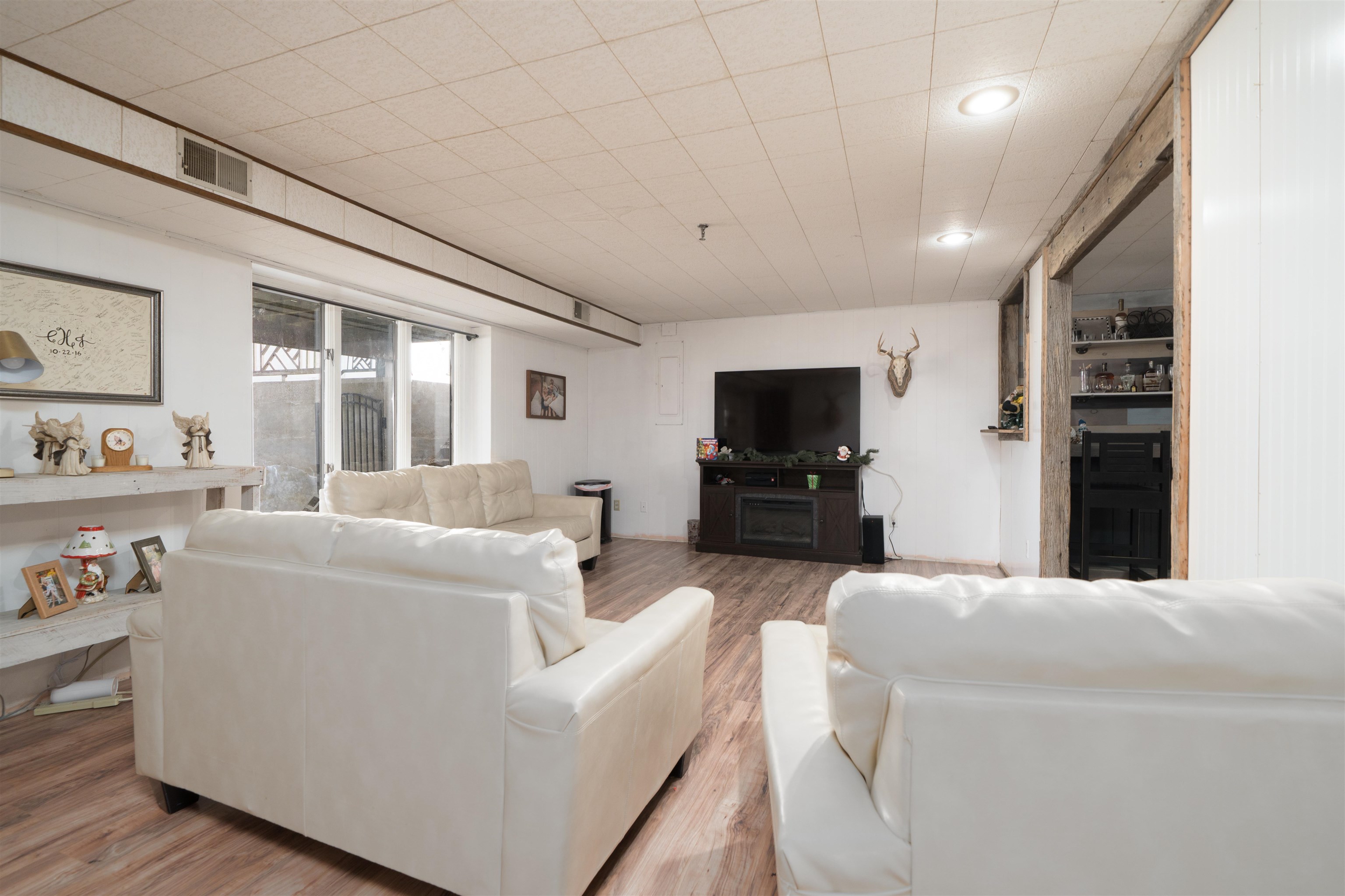 4131 South Hampton Rd, Philpot, Kentucky 42366, 4 Bedrooms Bedrooms, ,3 BathroomsBathrooms,Single Family Residence,For Sale,South Hampton Rd,93932