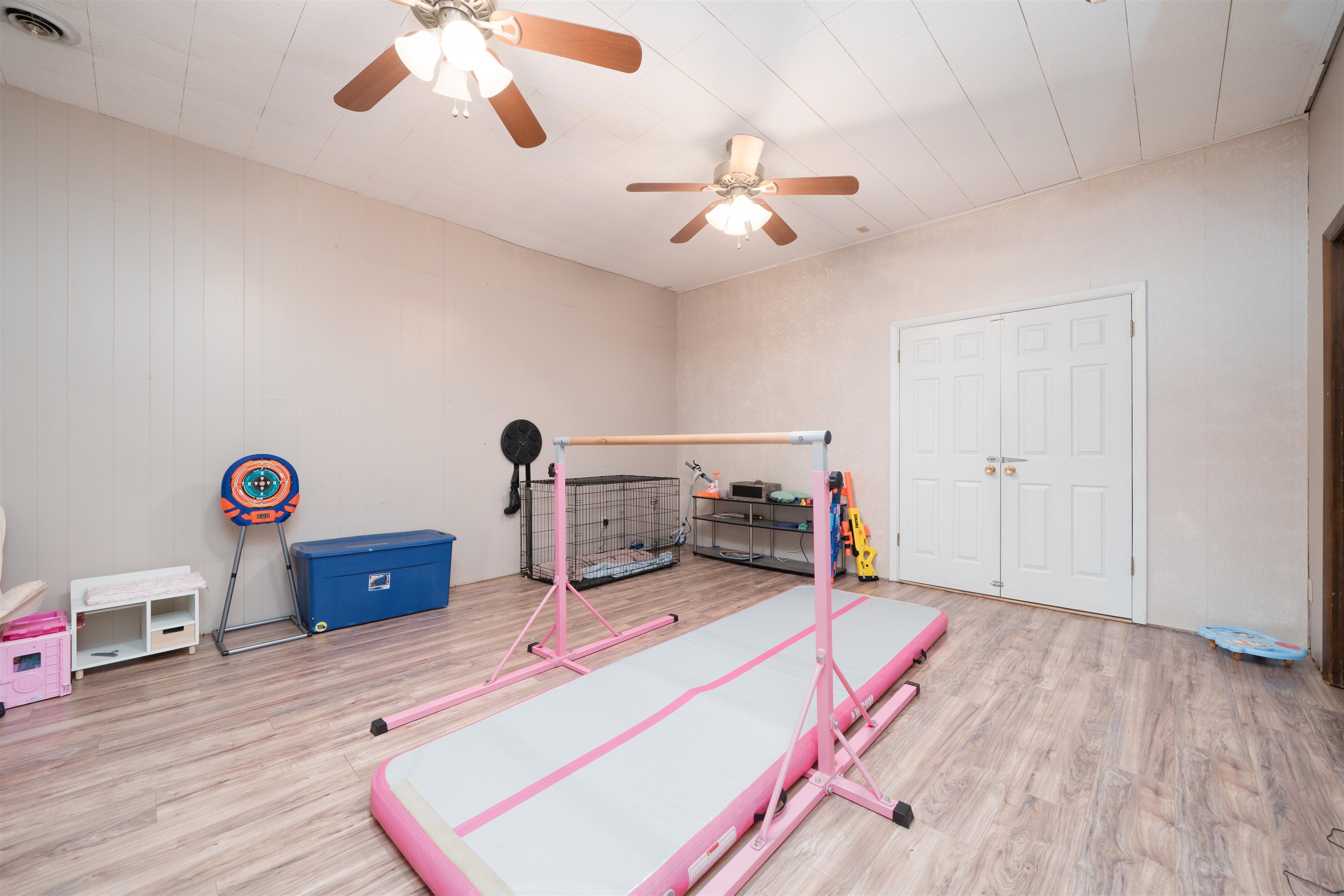 4131 South Hampton Rd, Philpot, Kentucky 42366, 4 Bedrooms Bedrooms, ,3 BathroomsBathrooms,Single Family Residence,For Sale,South Hampton Rd,93932