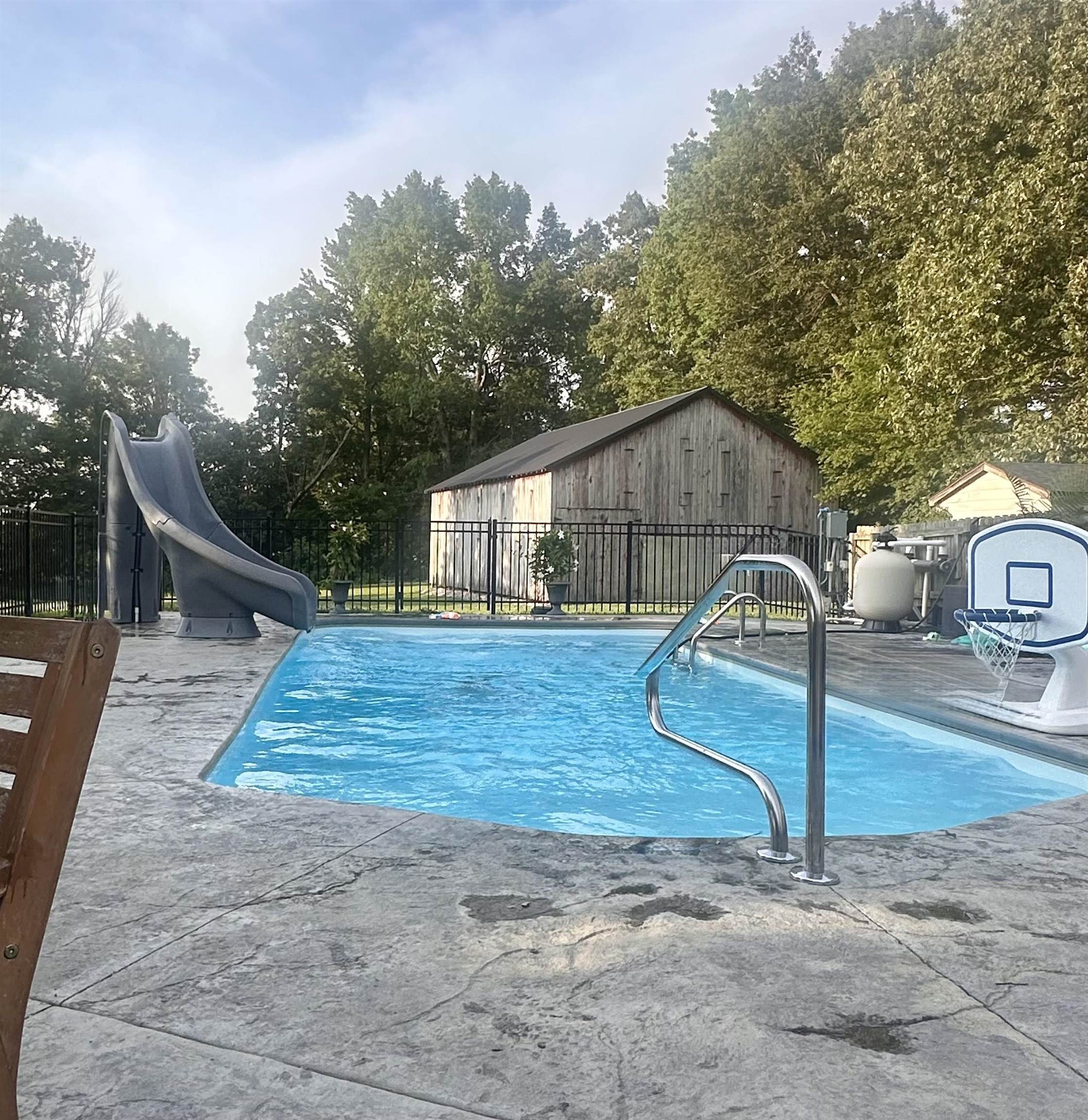 4131 South Hampton Rd, Philpot, Kentucky 42366, 4 Bedrooms Bedrooms, ,3 BathroomsBathrooms,Single Family Residence,For Sale,South Hampton Rd,93932