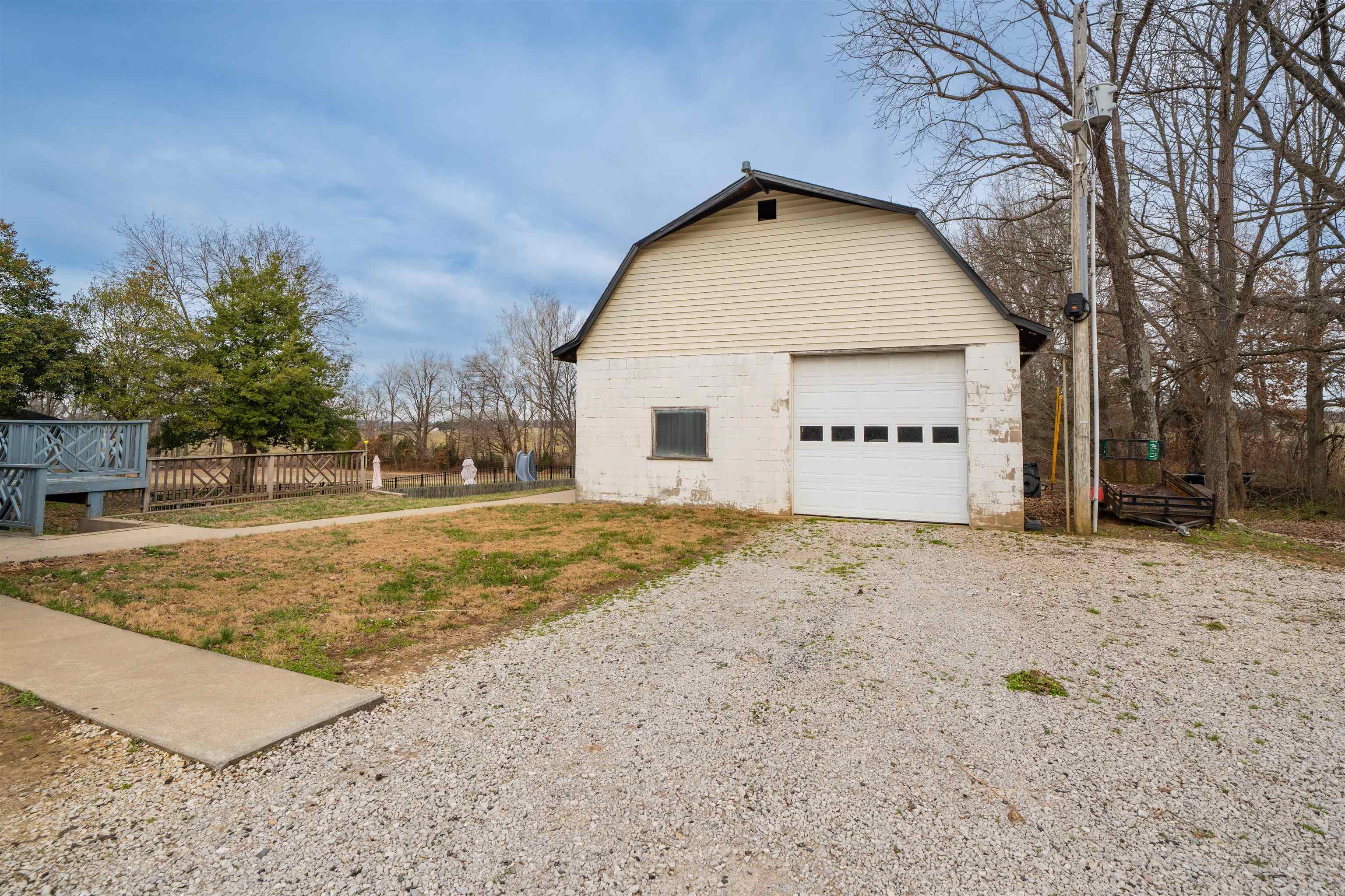 4131 South Hampton Rd, Philpot, Kentucky 42366, 4 Bedrooms Bedrooms, ,3 BathroomsBathrooms,Single Family Residence,For Sale,South Hampton Rd,93932