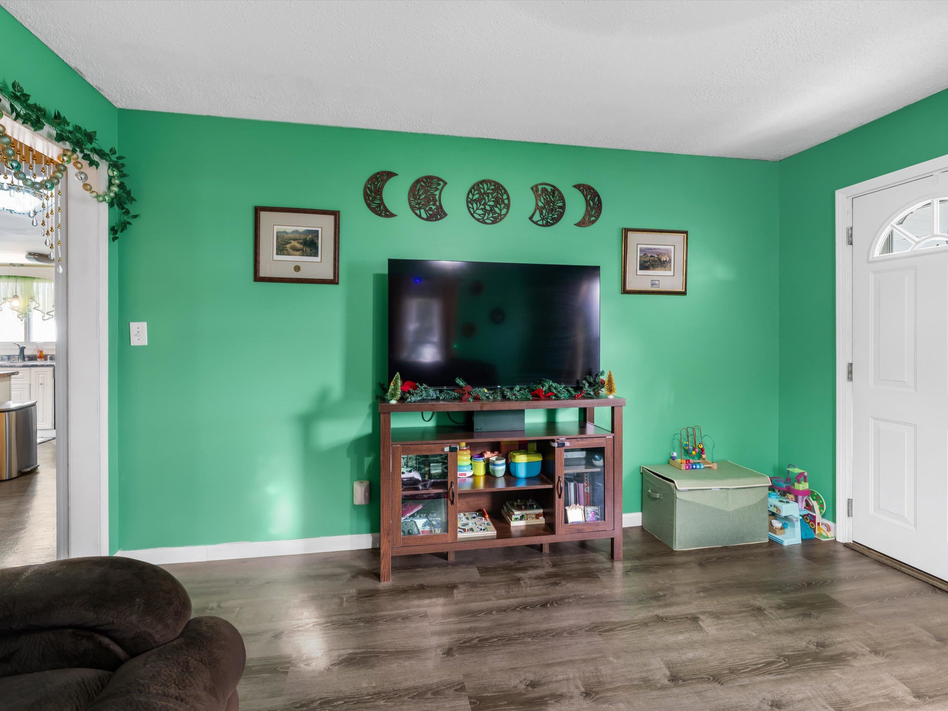 260 Caroline St, Lewisport, Kentucky 42351, 2 Bedrooms Bedrooms, ,1 BathroomBathrooms,Single Family Residence,For Sale,Caroline St,93934