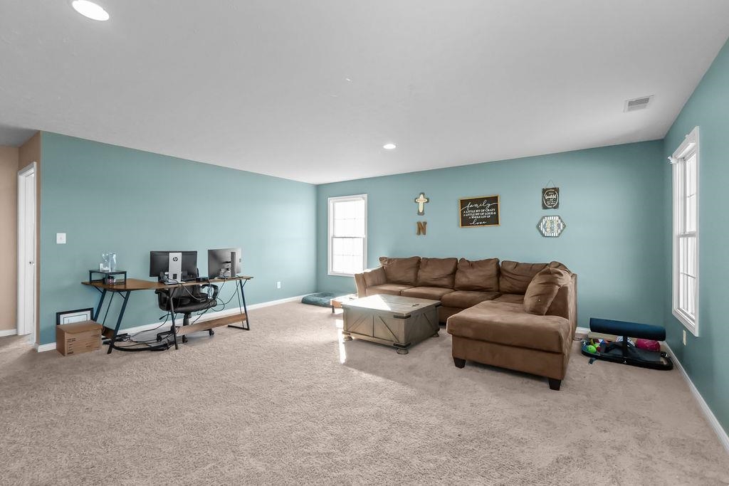 2522 Palomino Place, Owensboro, Kentucky 42301, 4 Bedrooms Bedrooms, ,2 BathroomsBathrooms,Single Family Residence,For Sale,Palomino Place,93937