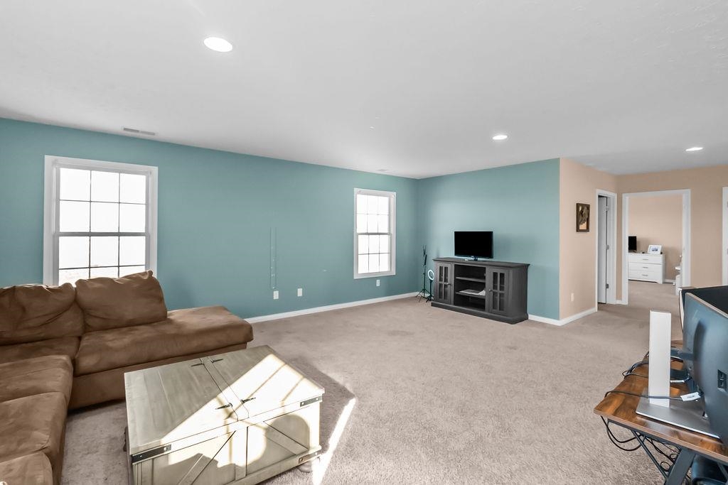 2522 Palomino Place, Owensboro, Kentucky 42301, 4 Bedrooms Bedrooms, ,2 BathroomsBathrooms,Single Family Residence,For Sale,Palomino Place,93937