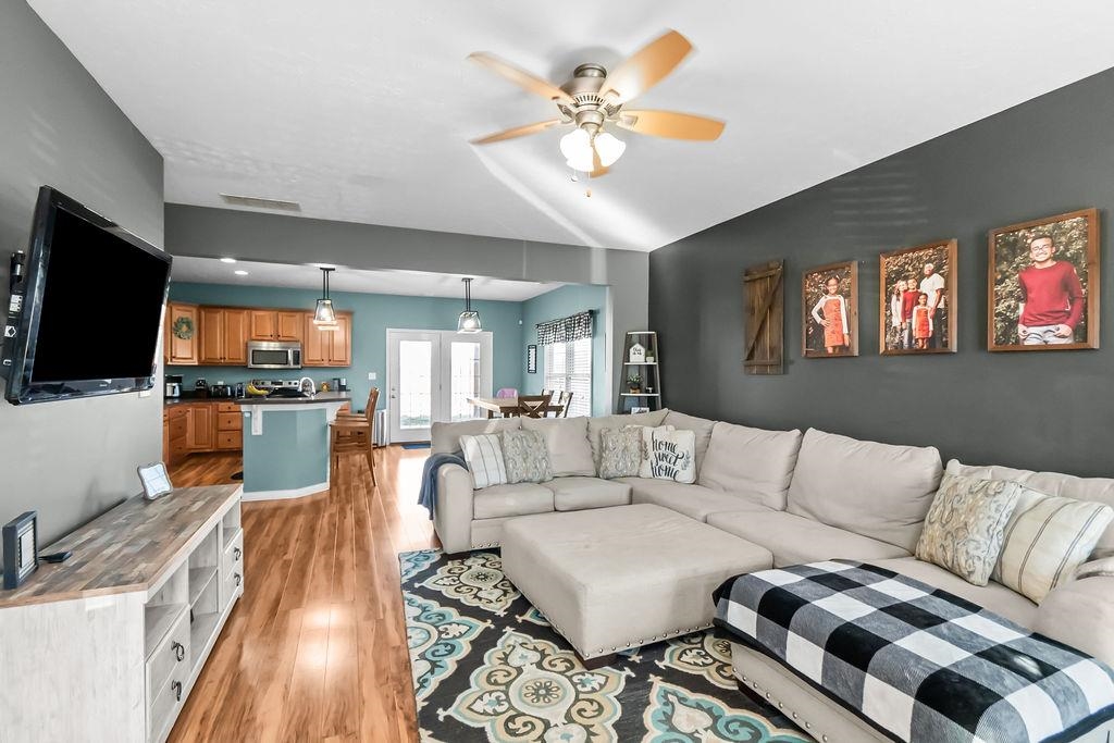 2522 Palomino Place, Owensboro, Kentucky 42301, 4 Bedrooms Bedrooms, ,2 BathroomsBathrooms,Single Family Residence,For Sale,Palomino Place,93937