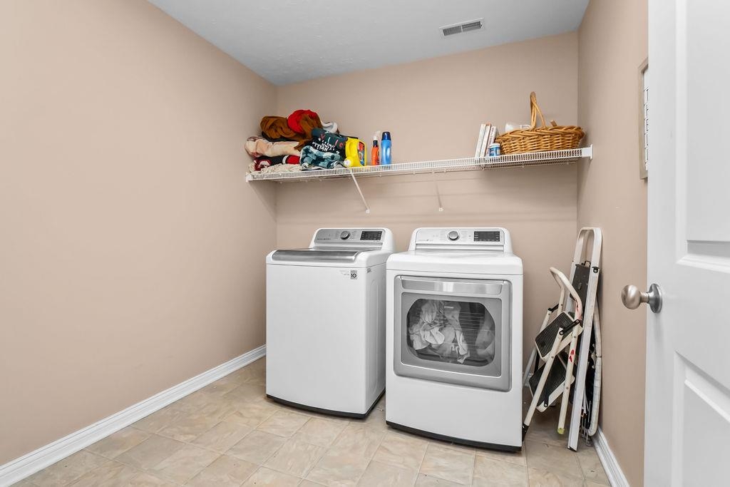 2522 Palomino Place, Owensboro, Kentucky 42301, 4 Bedrooms Bedrooms, ,2 BathroomsBathrooms,Single Family Residence,For Sale,Palomino Place,93937