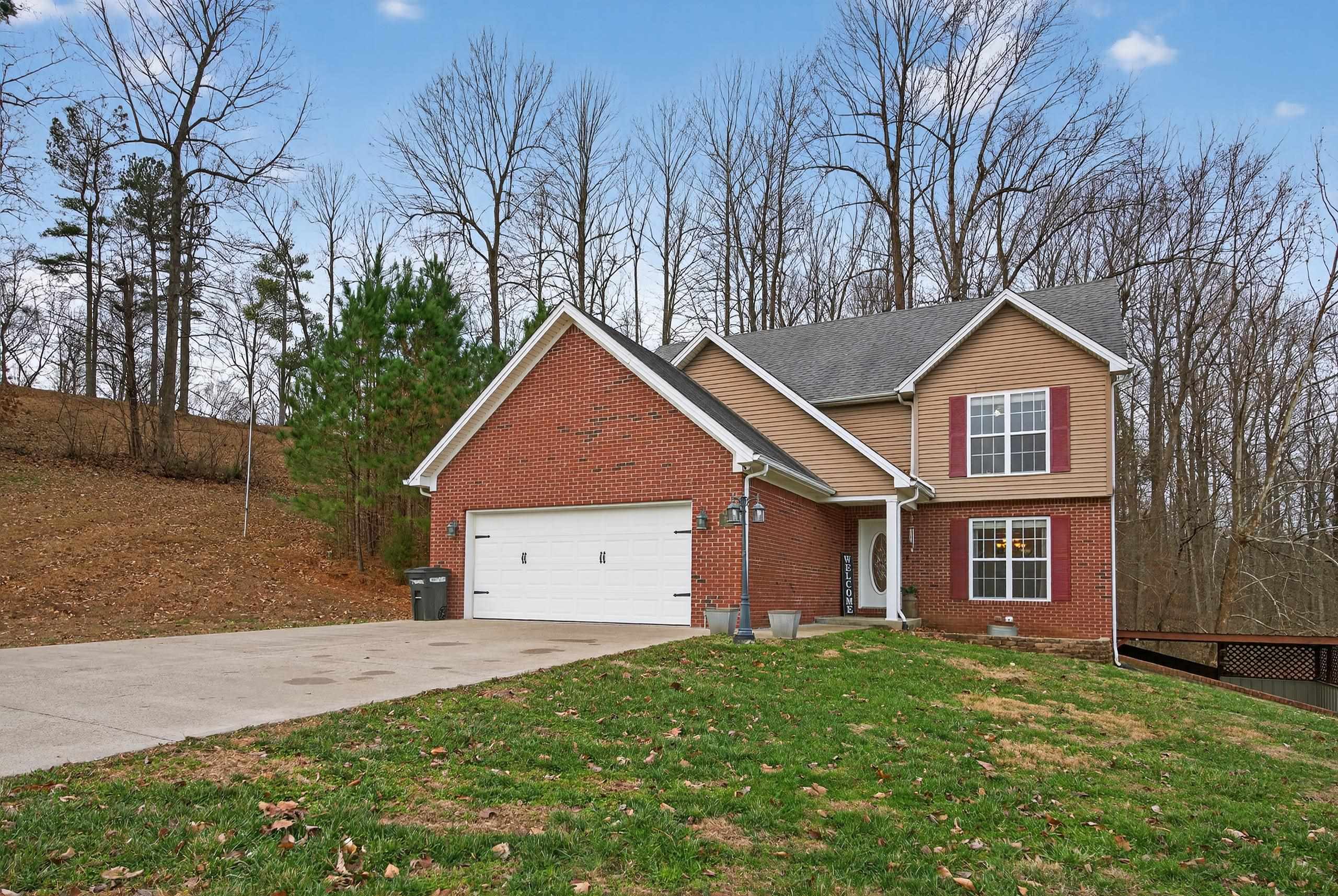 150 Cottonwood Dr, Leitchfield, Kentucky 42754, 3 Bedrooms Bedrooms, ,2 BathroomsBathrooms,Single Family Residence,For Sale,Cottonwood Dr,93939