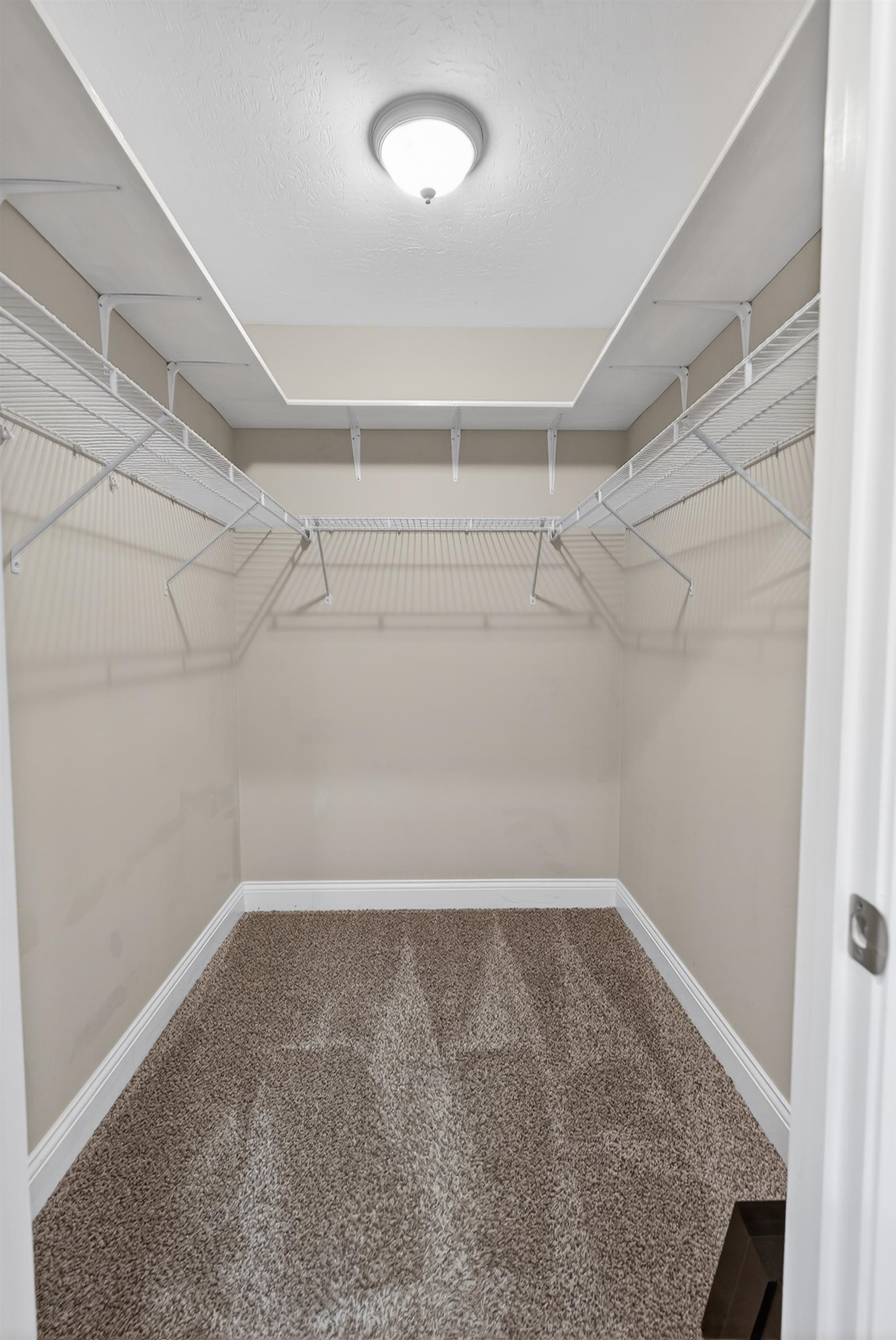 150 Cottonwood Dr, Leitchfield, Kentucky 42754, 3 Bedrooms Bedrooms, ,2 BathroomsBathrooms,Single Family Residence,For Sale,Cottonwood Dr,93939