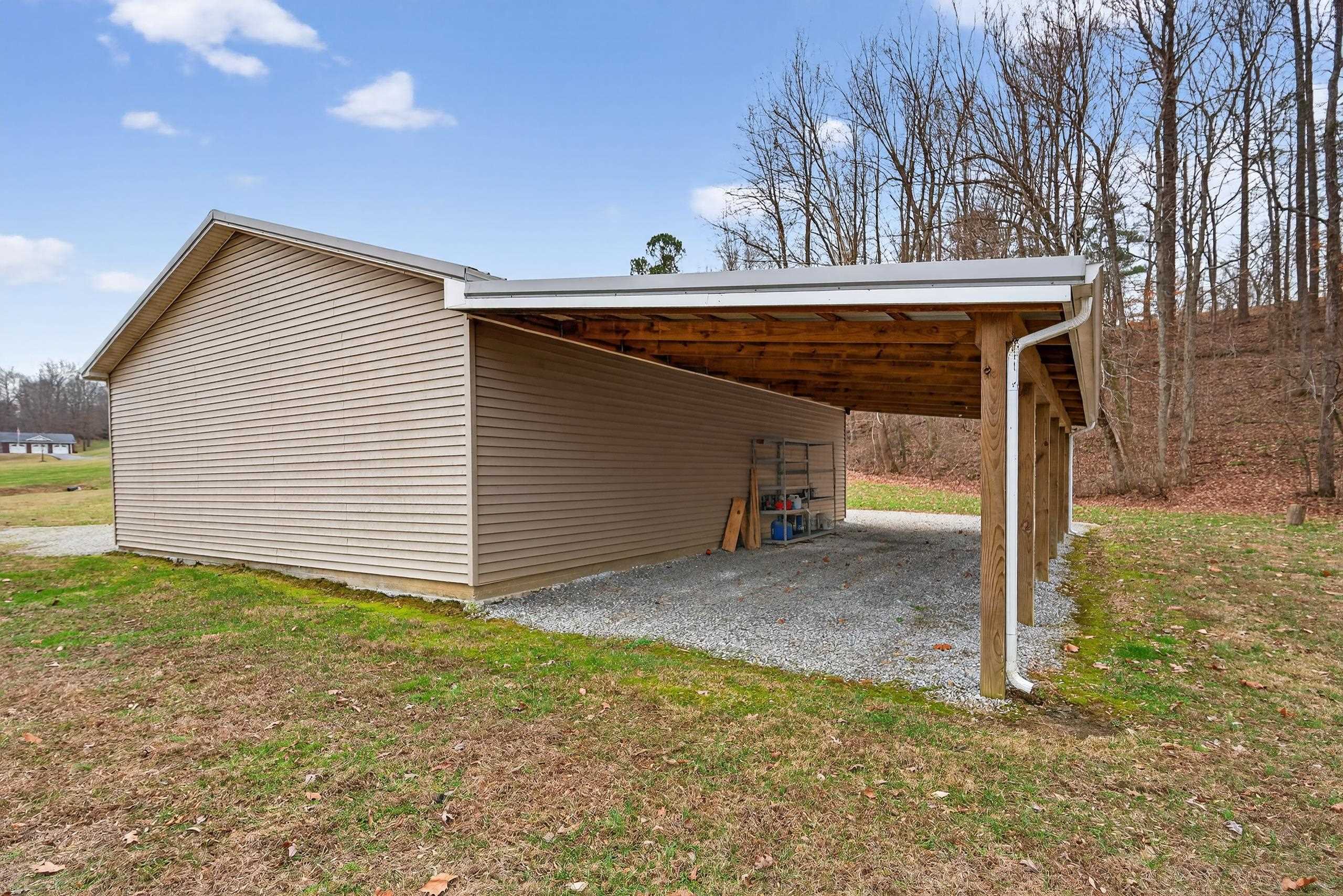 150 Cottonwood Dr, Leitchfield, Kentucky 42754, 3 Bedrooms Bedrooms, ,2 BathroomsBathrooms,Single Family Residence,For Sale,Cottonwood Dr,93939