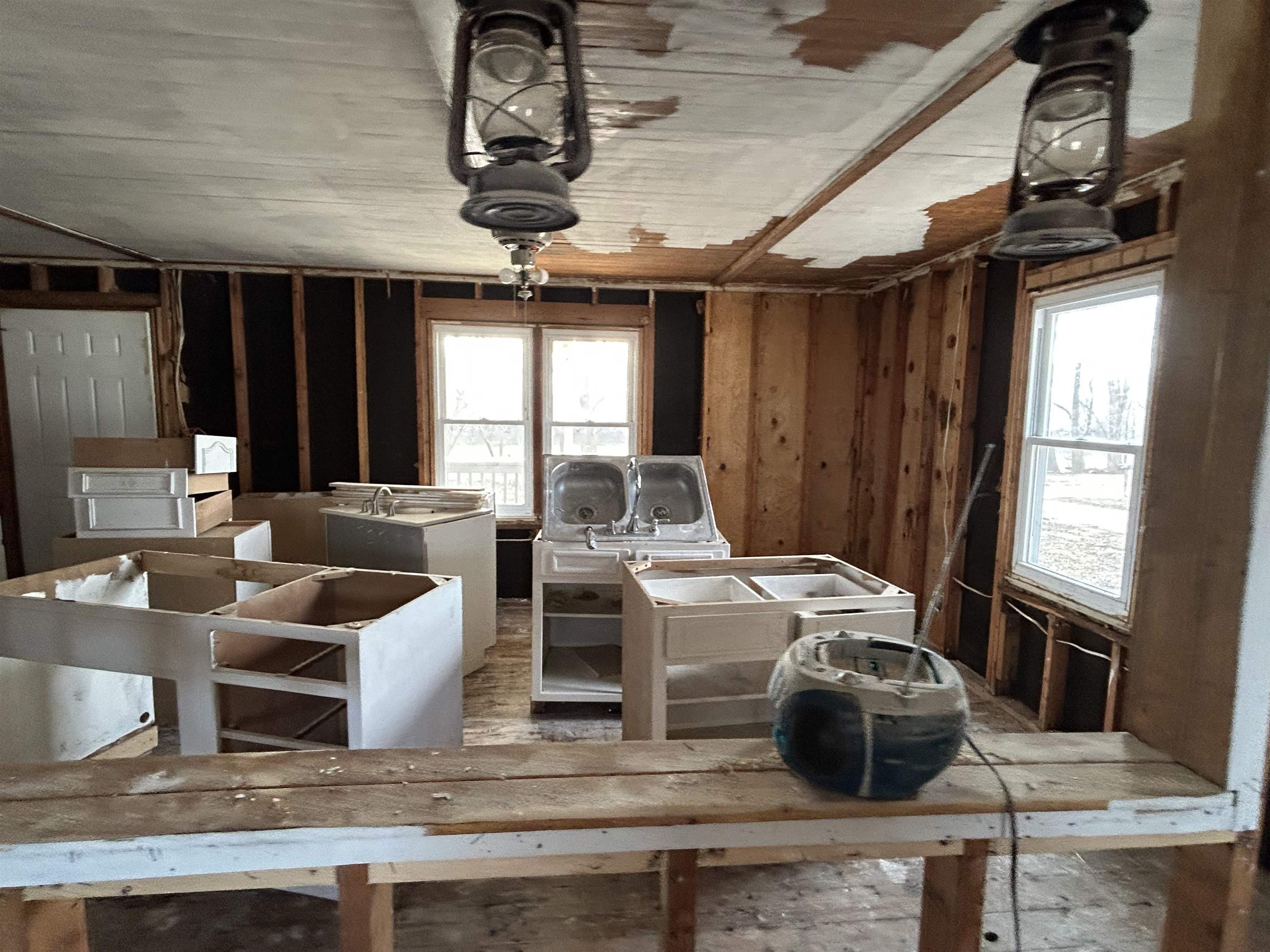 9263 Stanley Birk City Rd., Owensboro, Kentucky 42301, 2 Bedrooms Bedrooms, ,1 BathroomBathrooms,Single Family Residence,For Sale,Stanley Birk City Rd.,93940