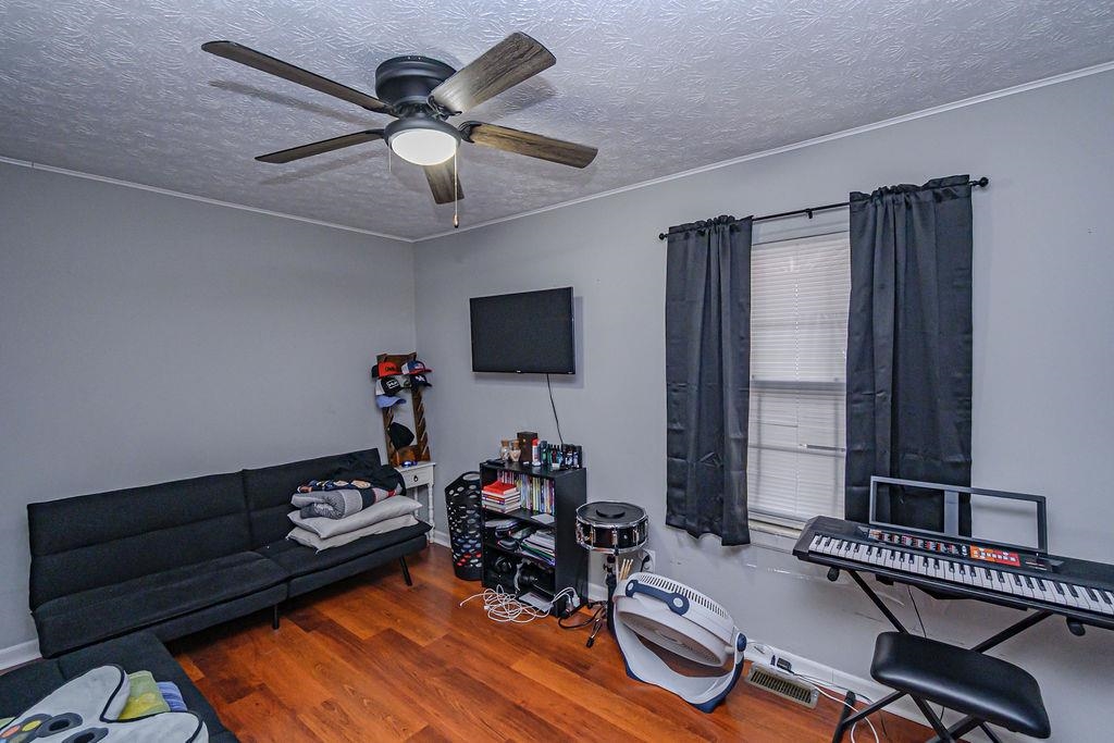 5436 Gerald Dr, Owensboro, Kentucky 42301, 4 Bedrooms Bedrooms, ,1 BathroomBathrooms,Single Family Residence,For Sale,Gerald Dr,93942