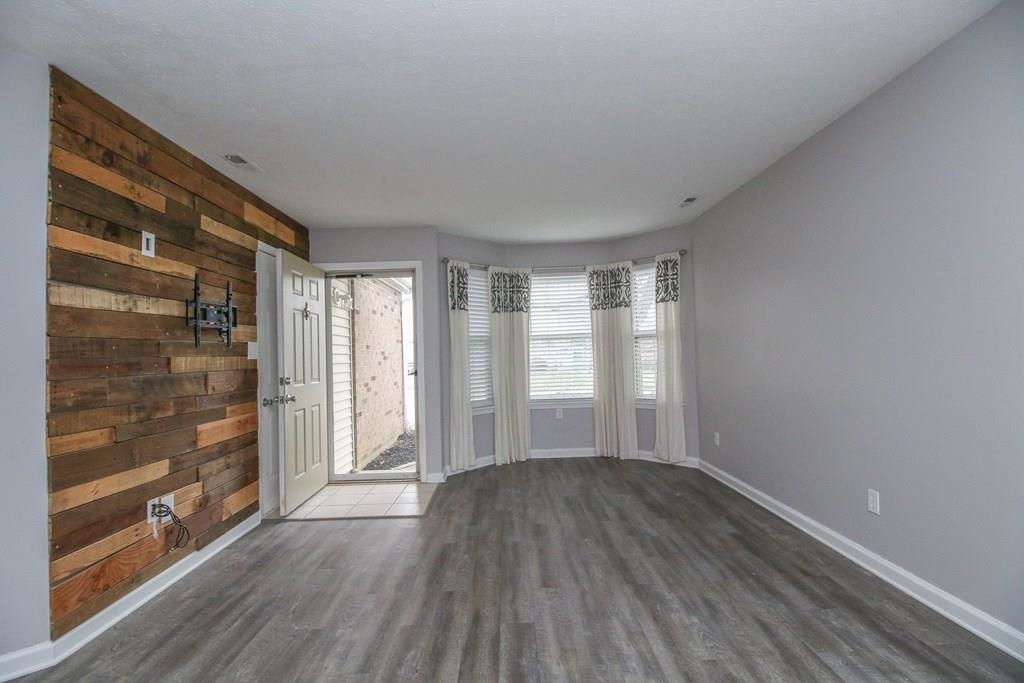 2405 Elder Drive, Owensboro, Kentucky 42301, 2 Bedrooms Bedrooms, ,1 BathroomBathrooms,Single Family Residence,For Sale,Elder Drive,93943