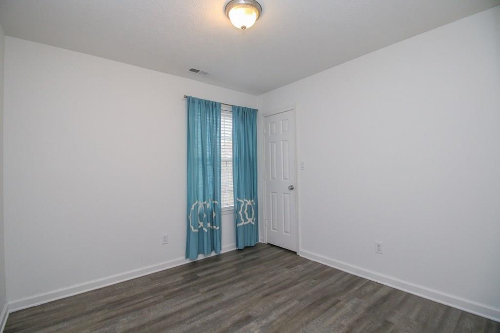 2405 Elder Drive, Owensboro, Kentucky 42301, 2 Bedrooms Bedrooms, ,1 BathroomBathrooms,Single Family Residence,For Sale,Elder Drive,93943