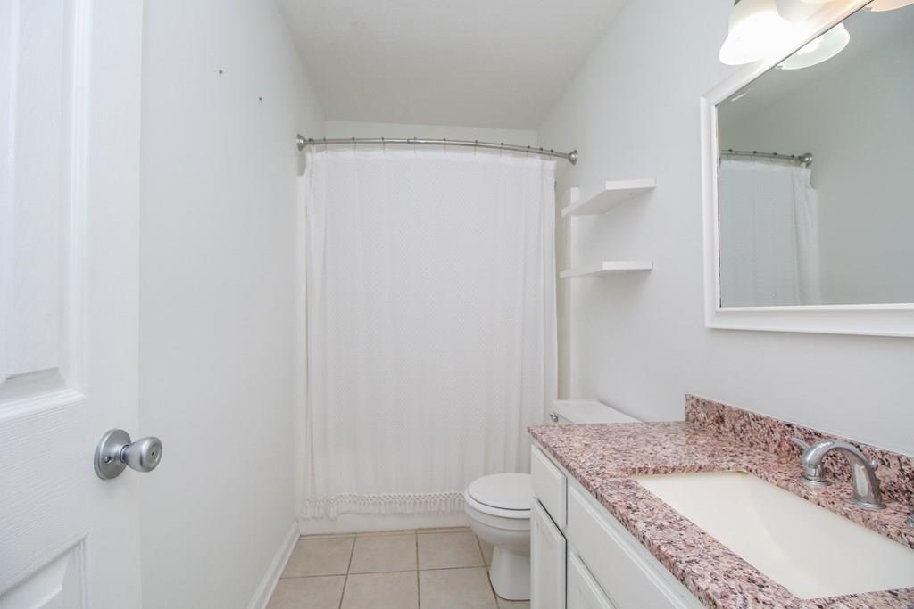 2405 Elder Drive, Owensboro, Kentucky 42301, 2 Bedrooms Bedrooms, ,1 BathroomBathrooms,Single Family Residence,For Sale,Elder Drive,93943