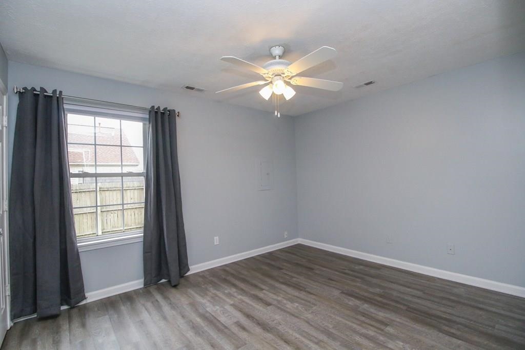 2405 Elder Drive, Owensboro, Kentucky 42301, 2 Bedrooms Bedrooms, ,1 BathroomBathrooms,Single Family Residence,For Sale,Elder Drive,93943