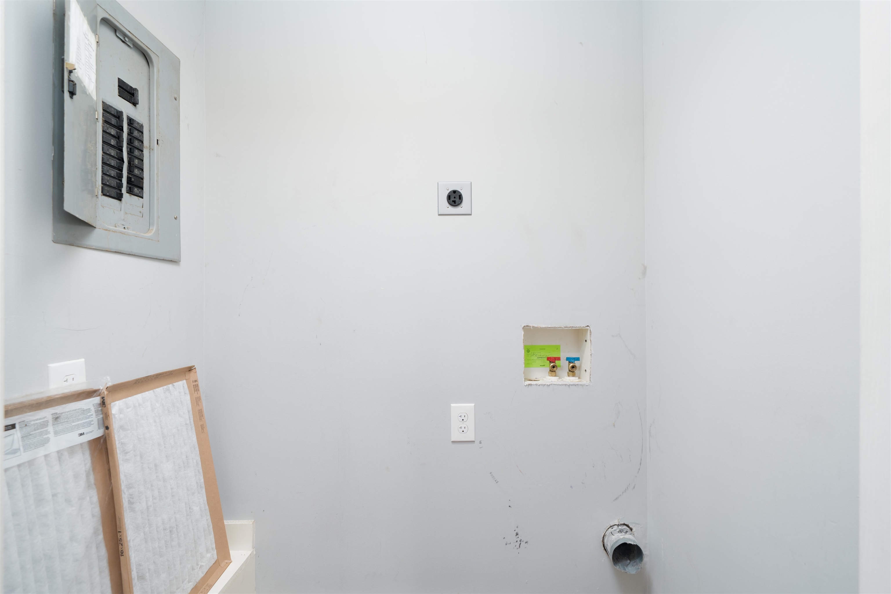 1834 McCulloch Ave, Owensboro, Kentucky 42303, 1 Bedroom Bedrooms, ,1 BathroomBathrooms,Single Family Residence,For Sale,McCulloch Ave,93944