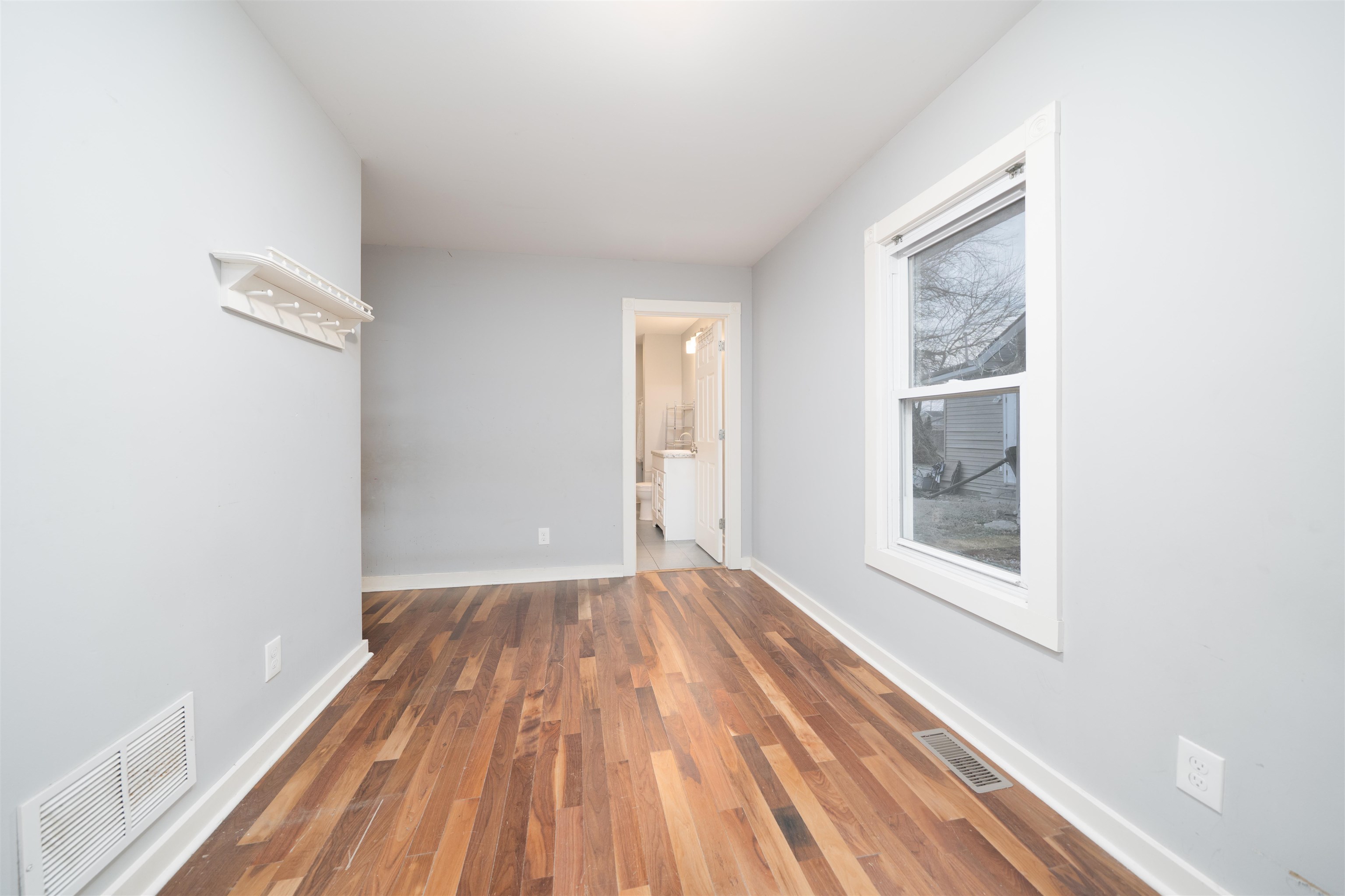 1834 McCulloch Ave, Owensboro, Kentucky 42303, 1 Bedroom Bedrooms, ,1 BathroomBathrooms,Single Family Residence,For Sale,McCulloch Ave,93944